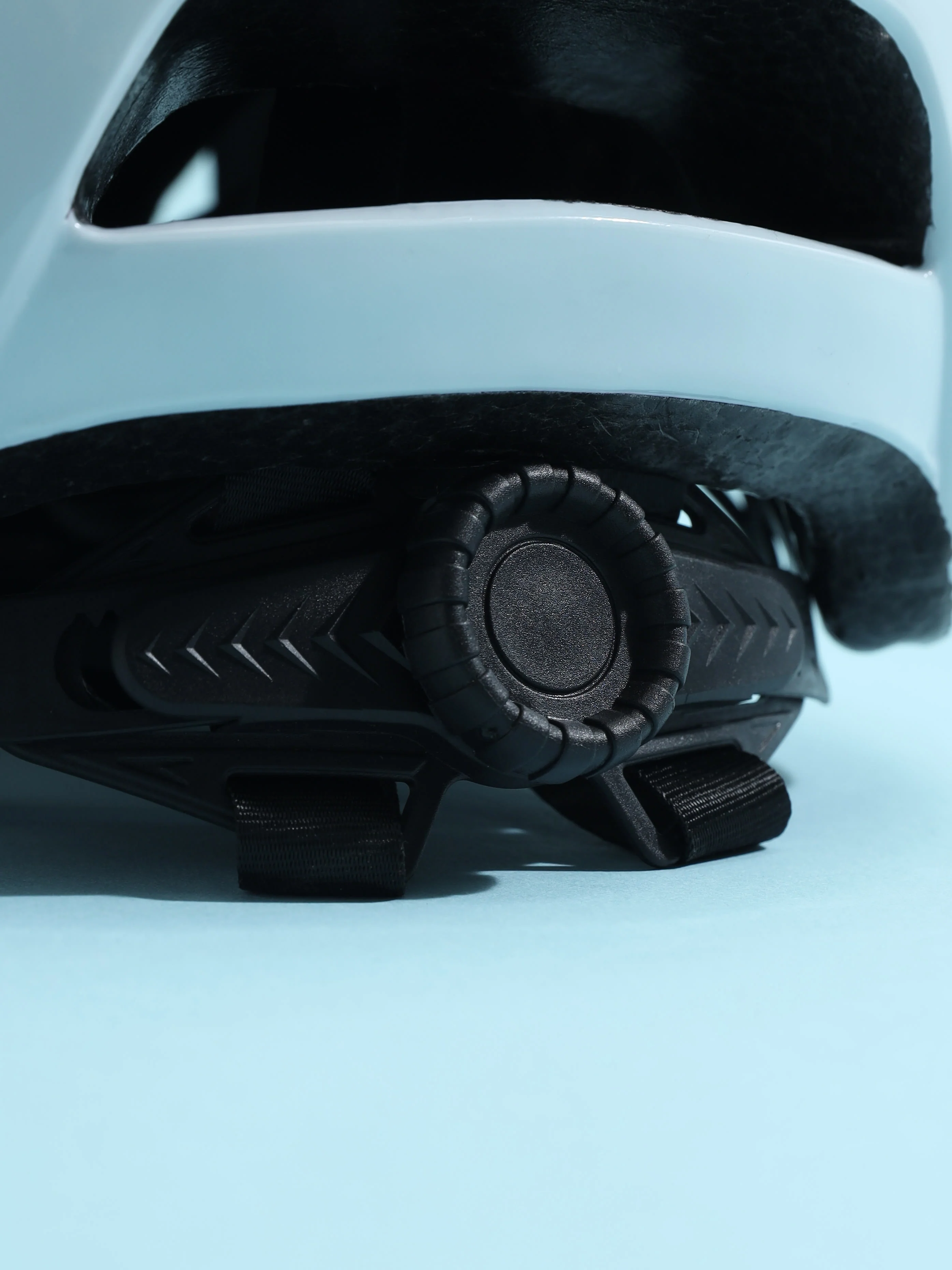 Unisex Cycling Helmet - Image 5