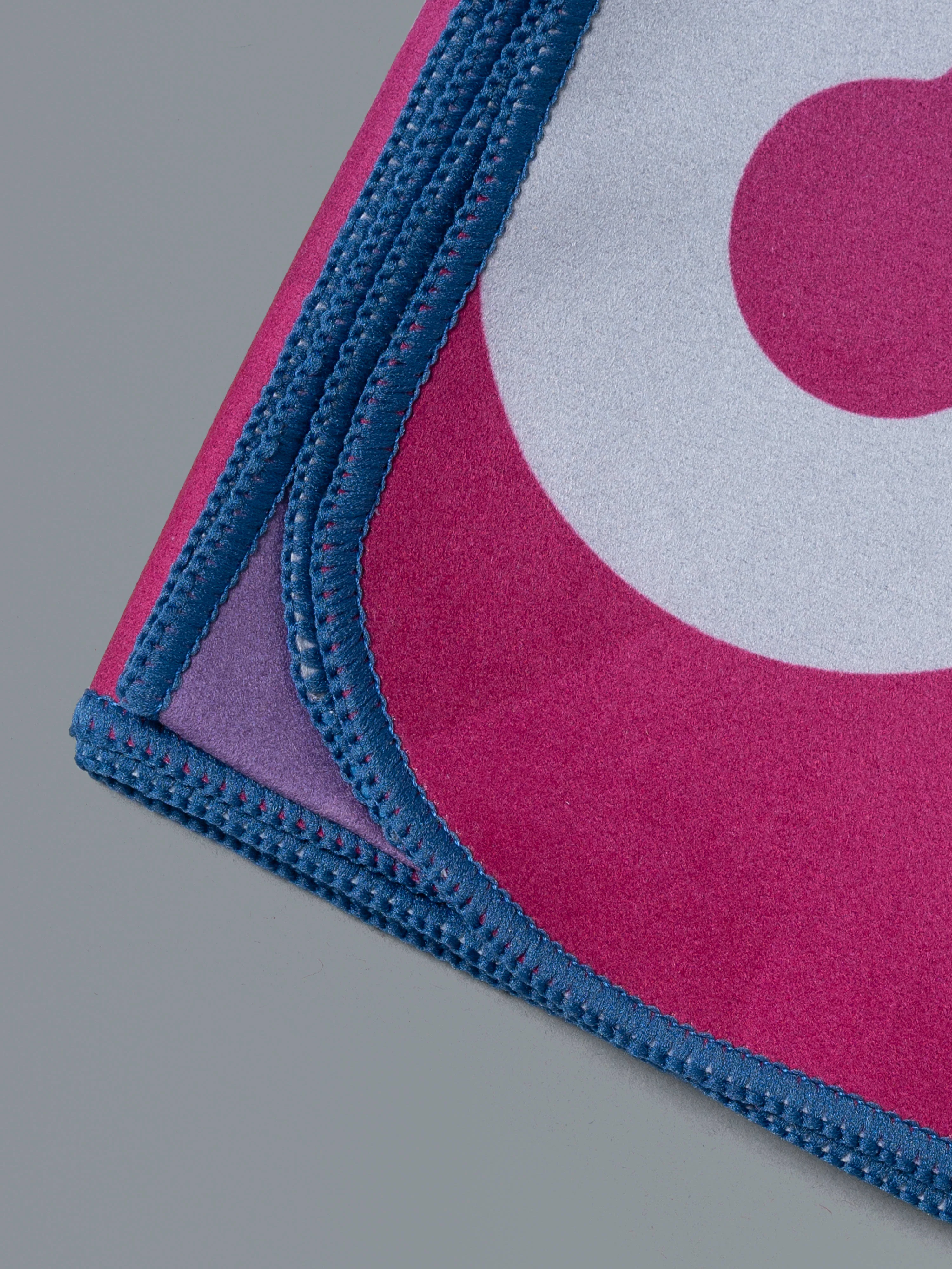 Unisex Super Absorbent Hand Towel - Image 3