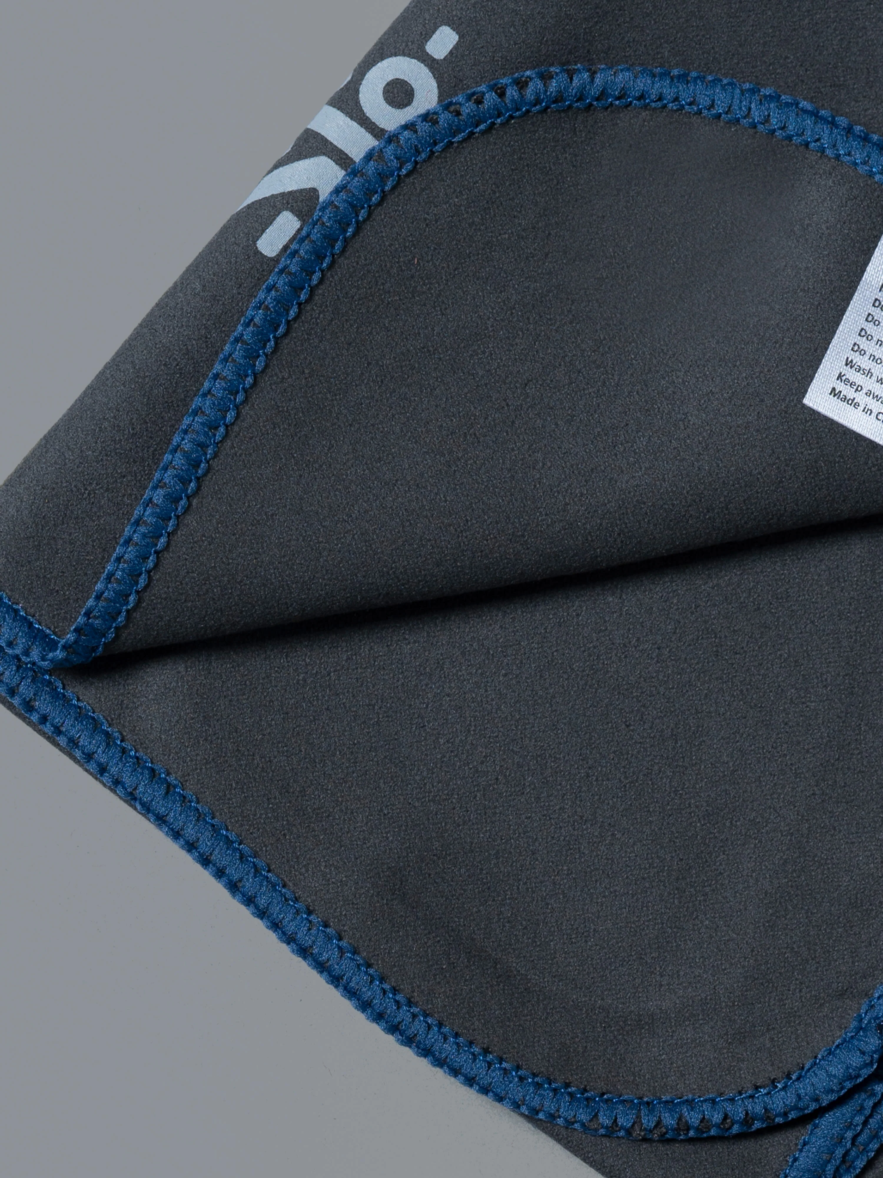 Unisex Super Absorbent Hand Towel - Image 4
