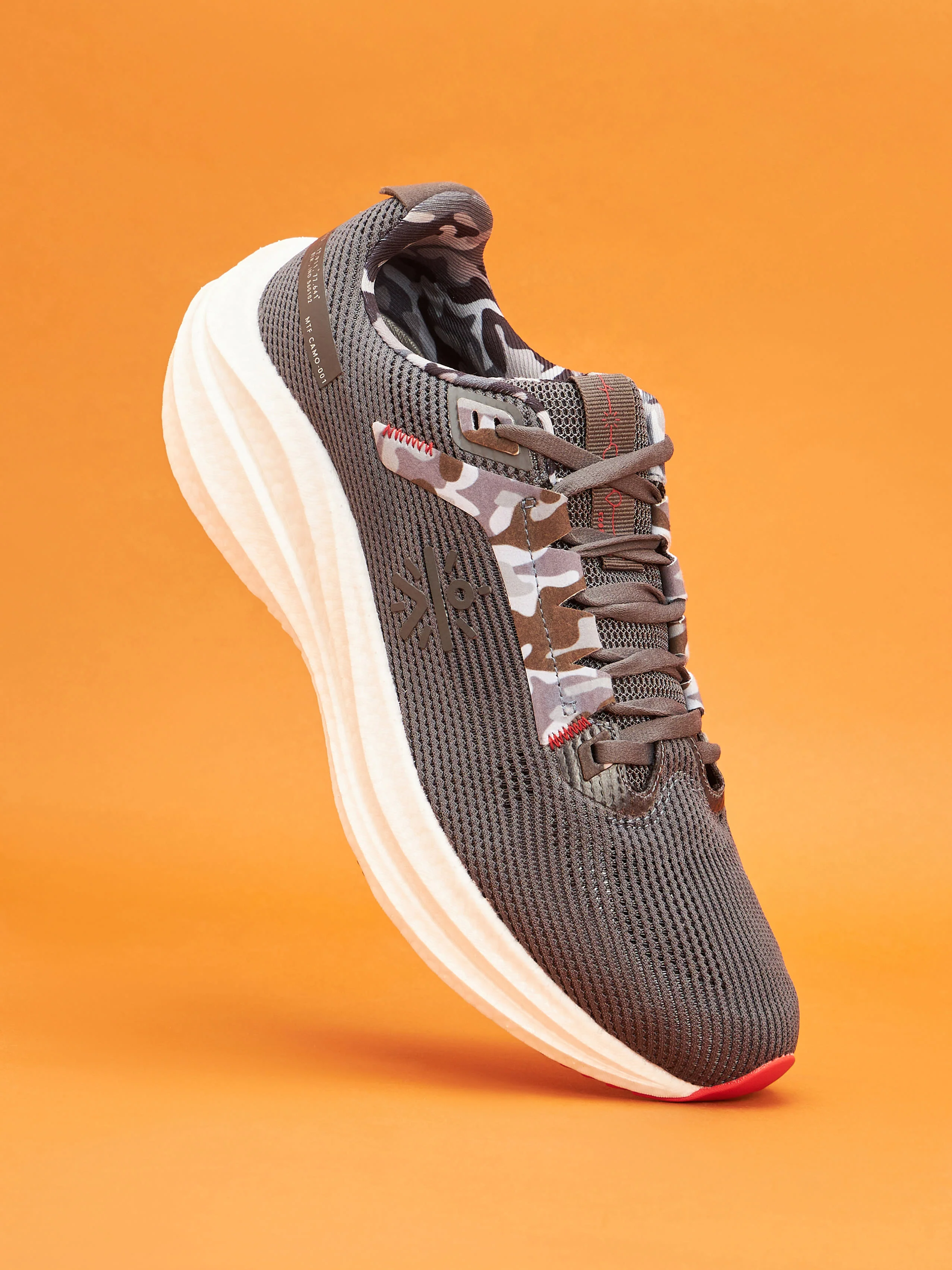 cult Versa DFNDR Men Running Shoes - Grey/Red - Image 3