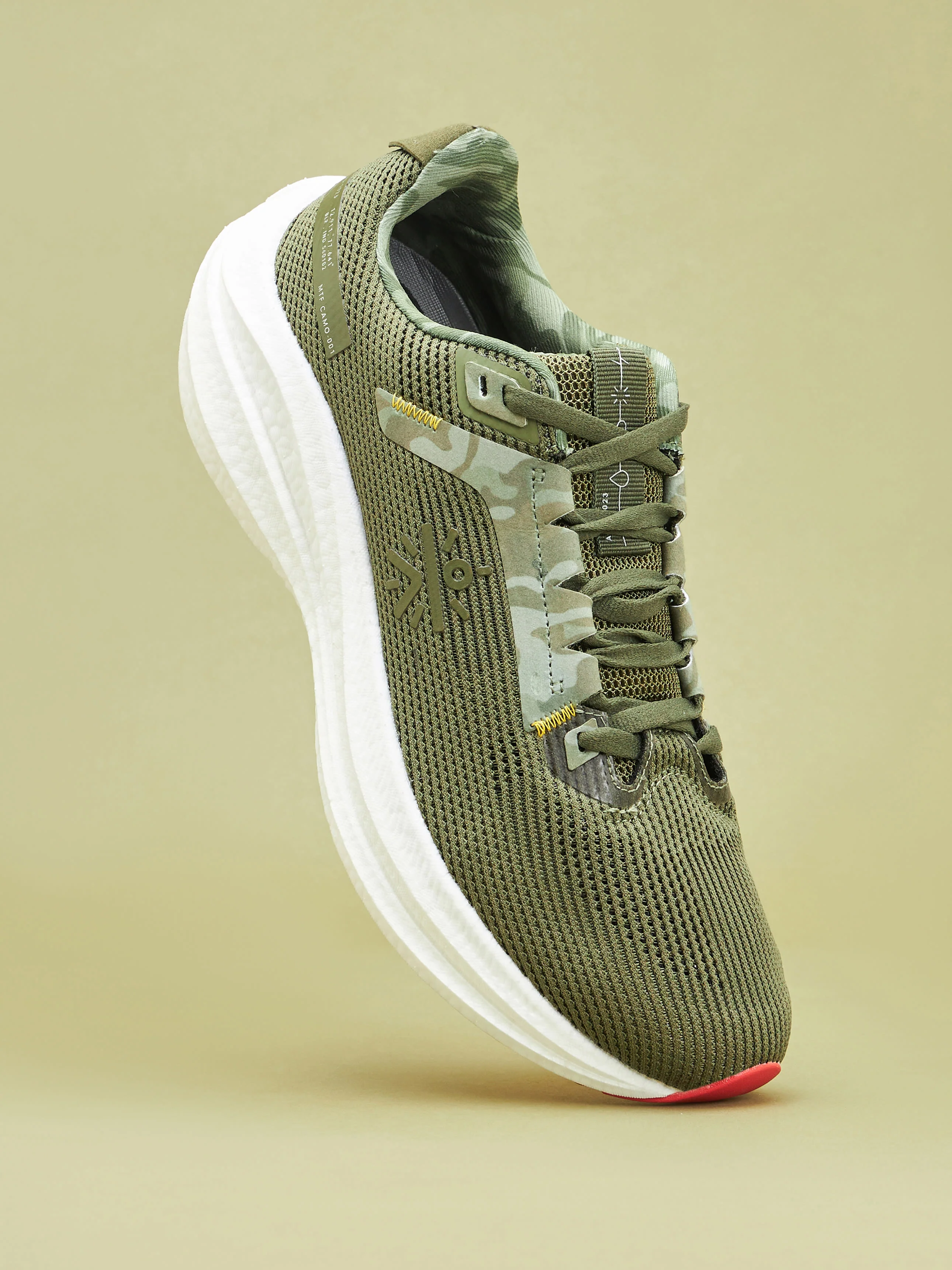 cult Versa DFNDR Men Running Shoes - Olive - Image 3