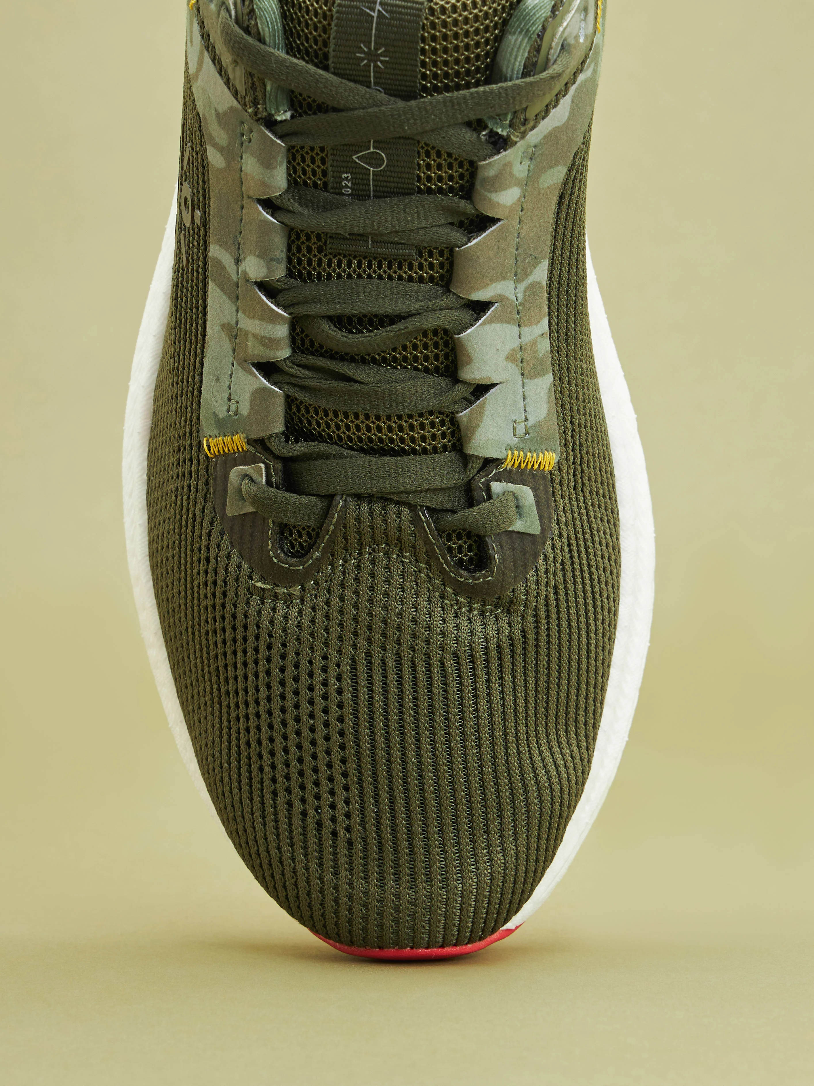 cult Versa DFNDR Men Running Shoes - Olive - Image 6