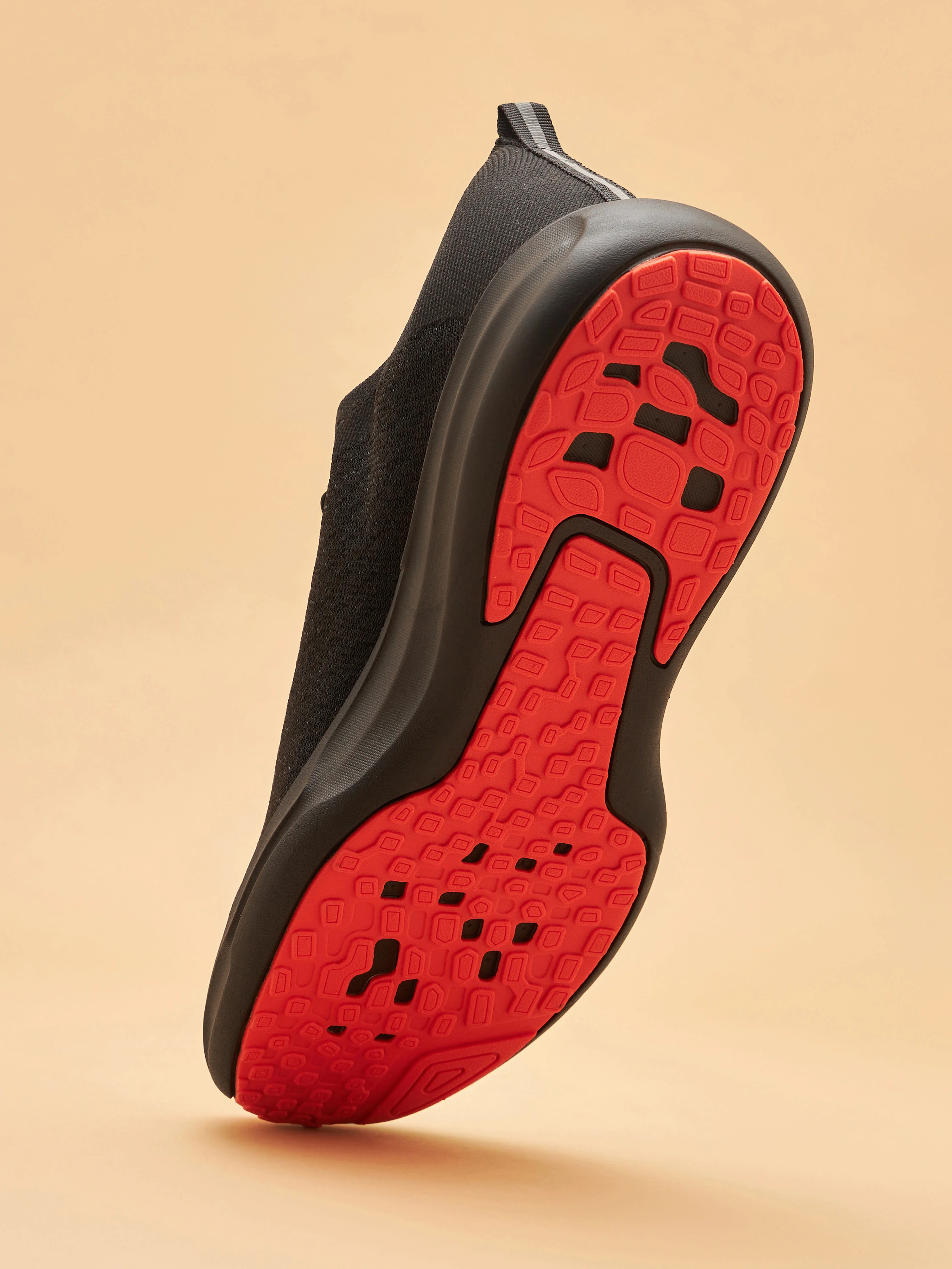 cult Versa Fly Men Running Shoes - Black/Red - Image 4