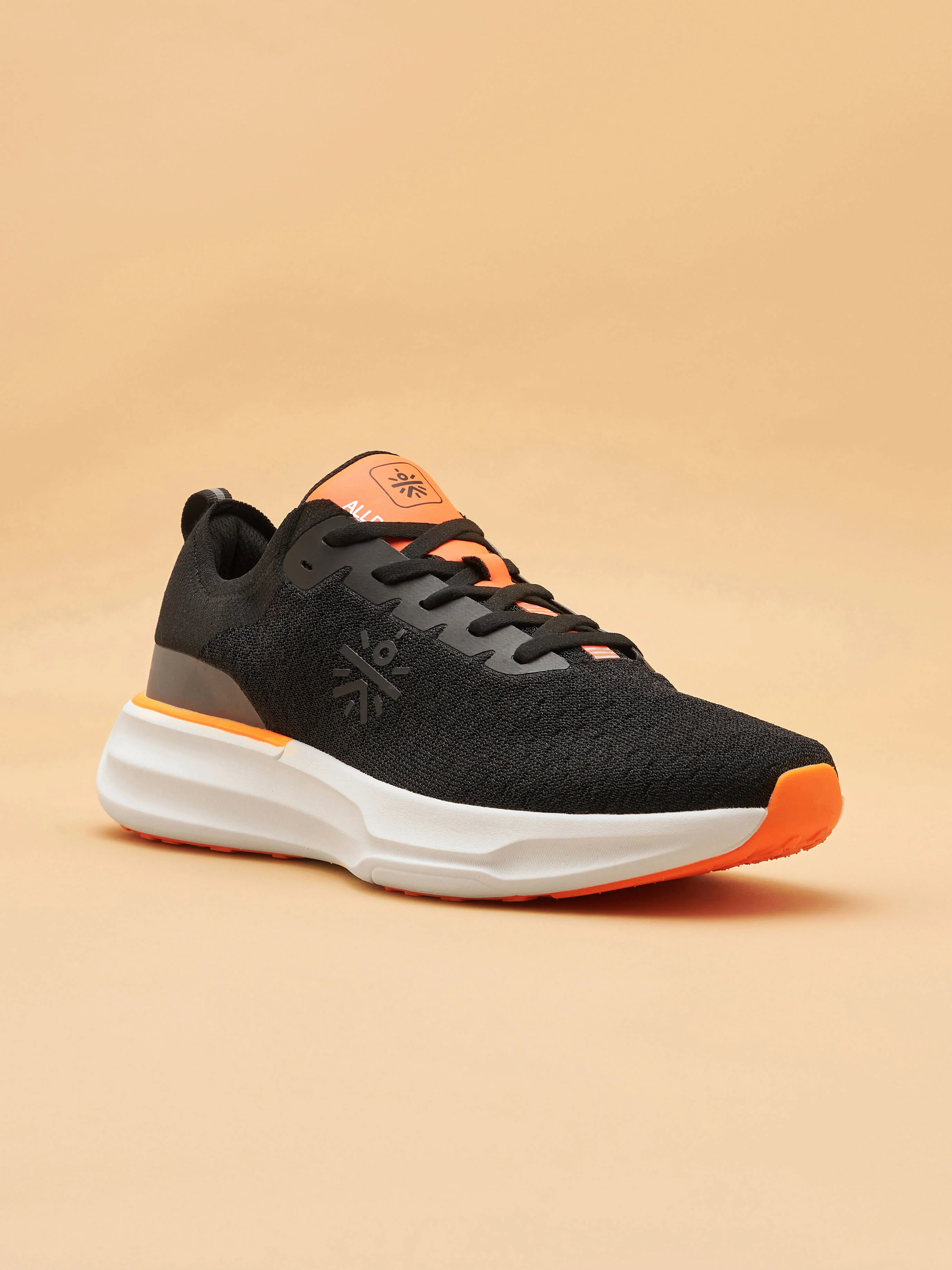 cult Versa Fly Men Running Shoes - Black/Orange - Image 7