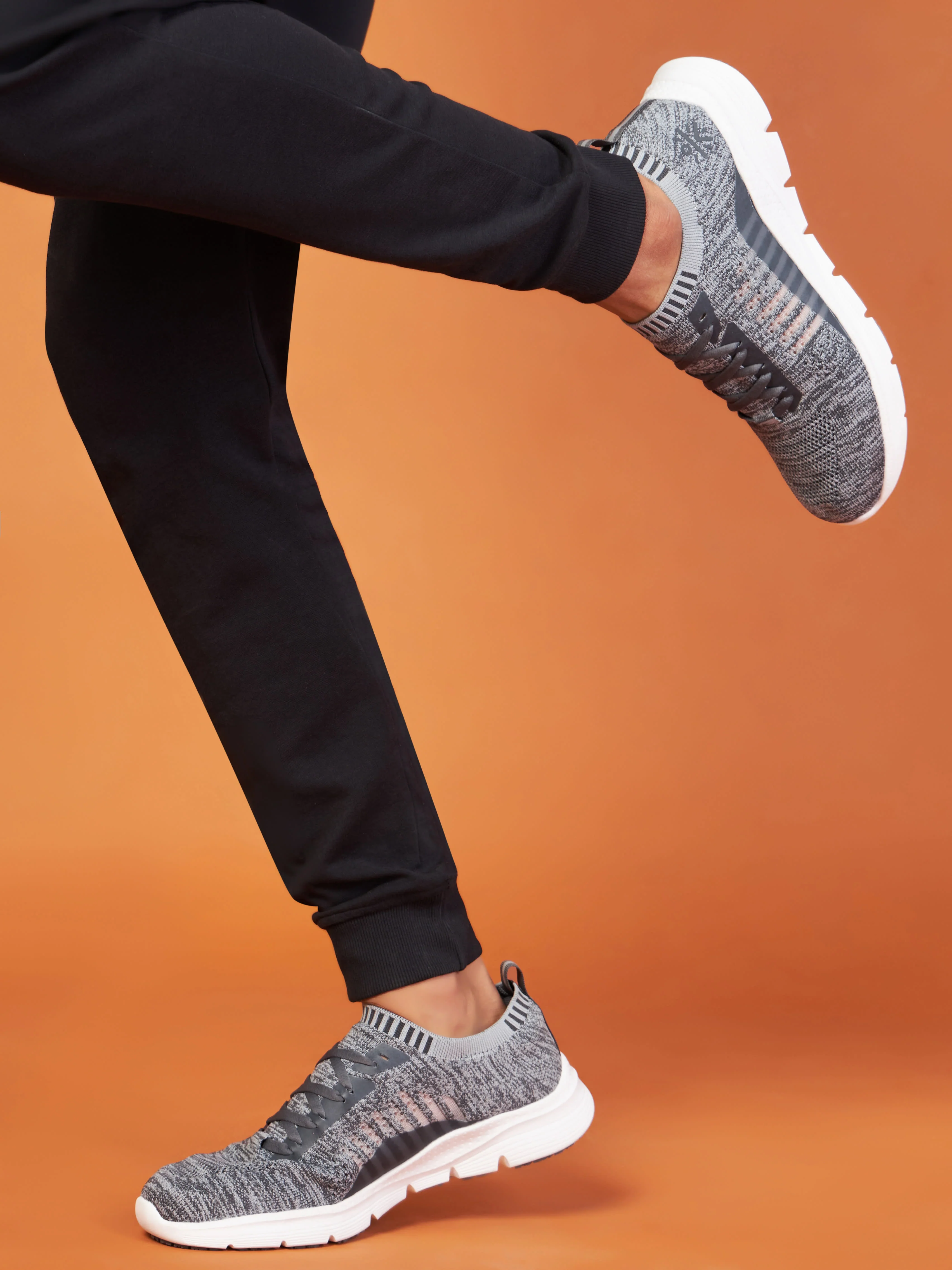 cult Versa Vita Men Running Shoes - Grey - Image 10