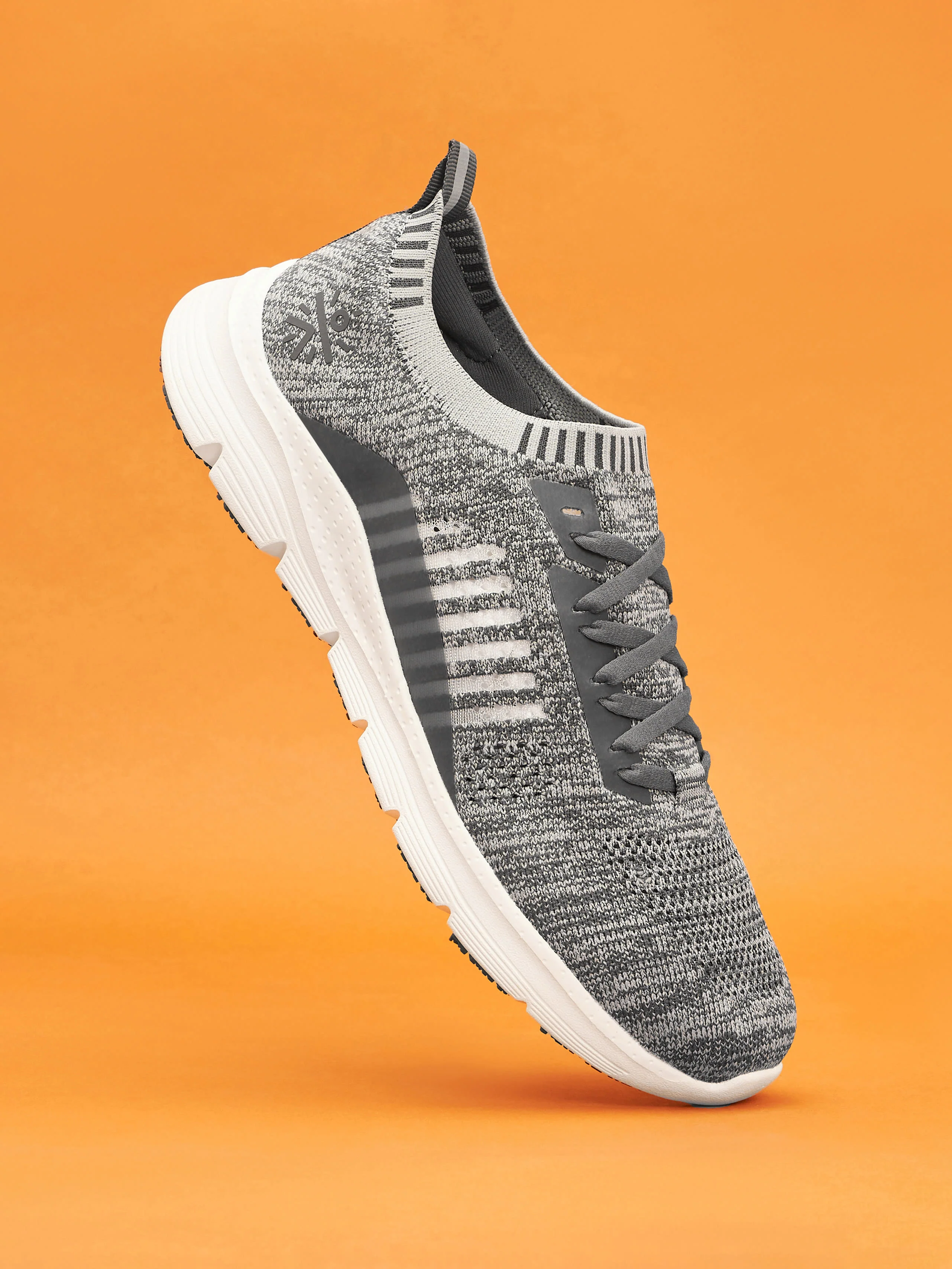 cult Versa Vita Men Running Shoes - Grey - Image 3