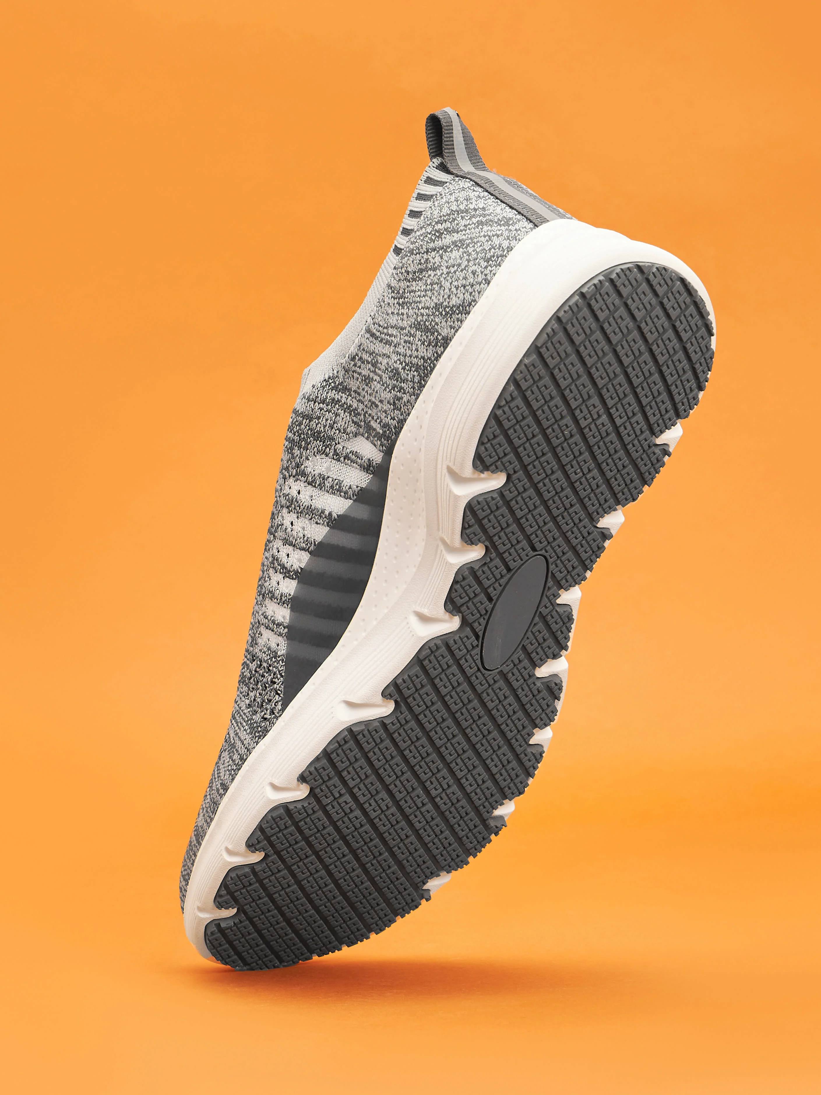 cult Versa Vita Men Running Shoes - Grey - Image 4