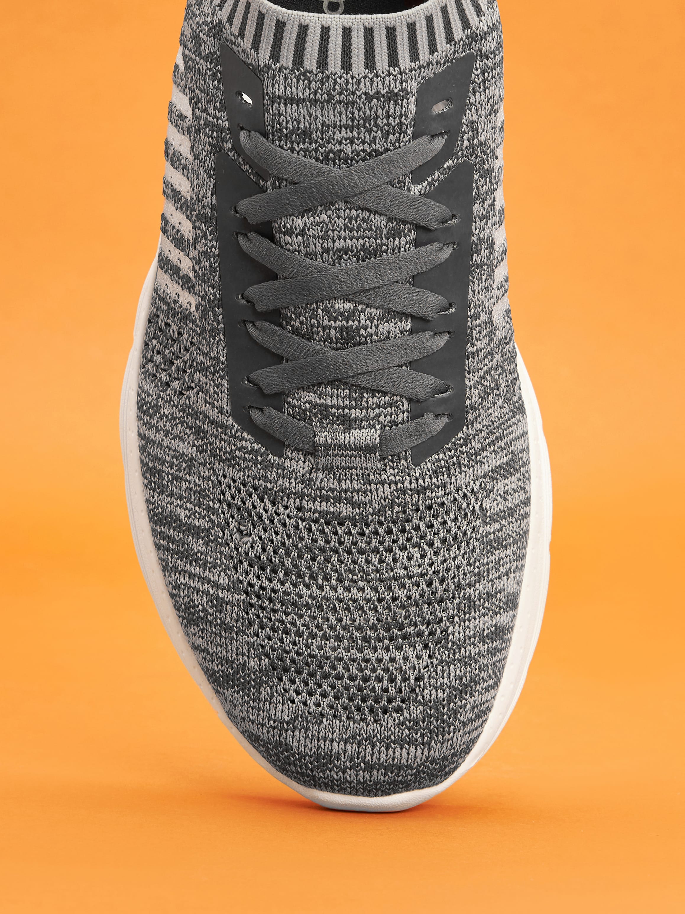 cult Versa Vita Men Running Shoes - Grey - Image 6