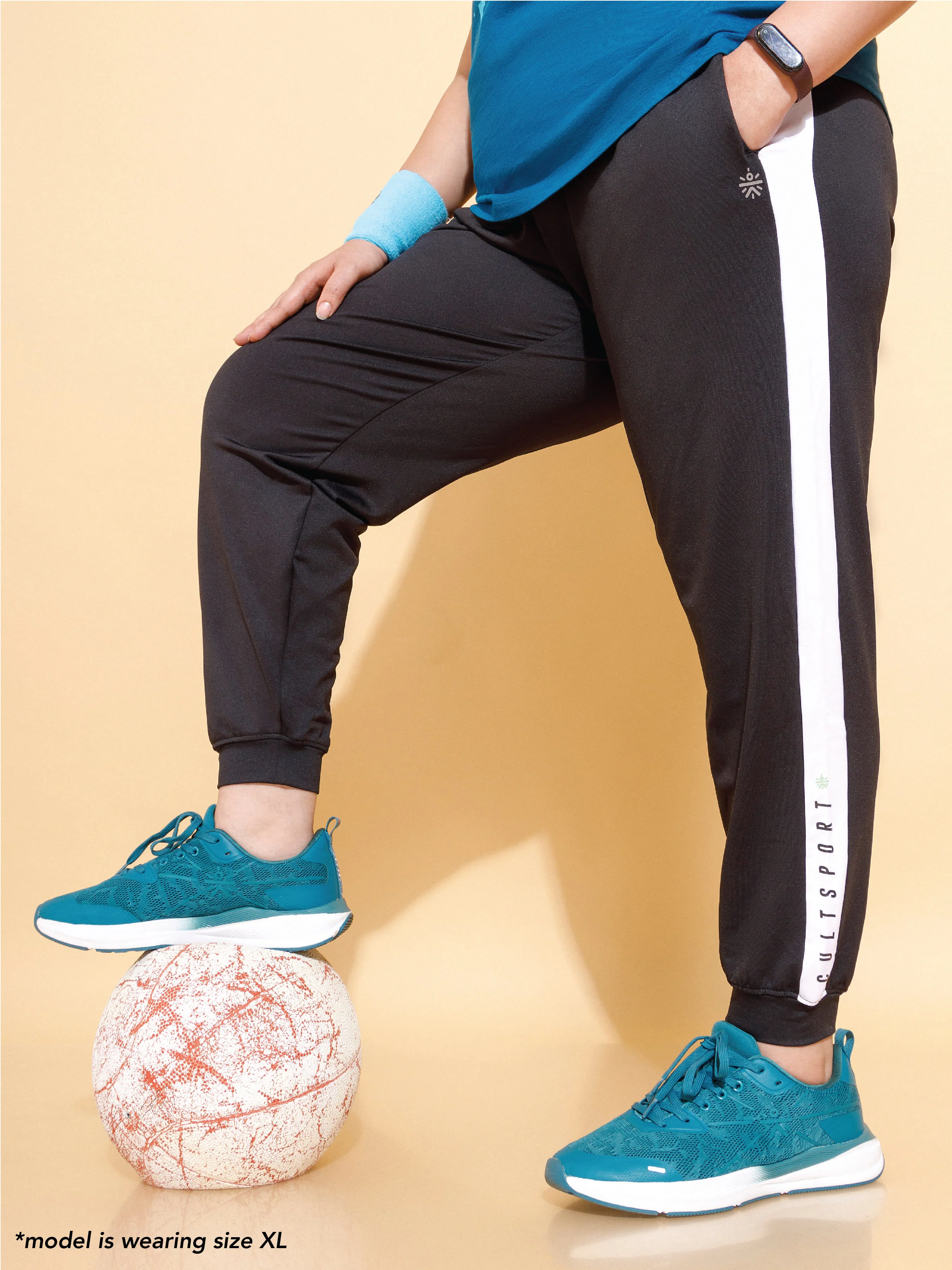 Women Blue Vitals Solid Running Joggers - Image 8