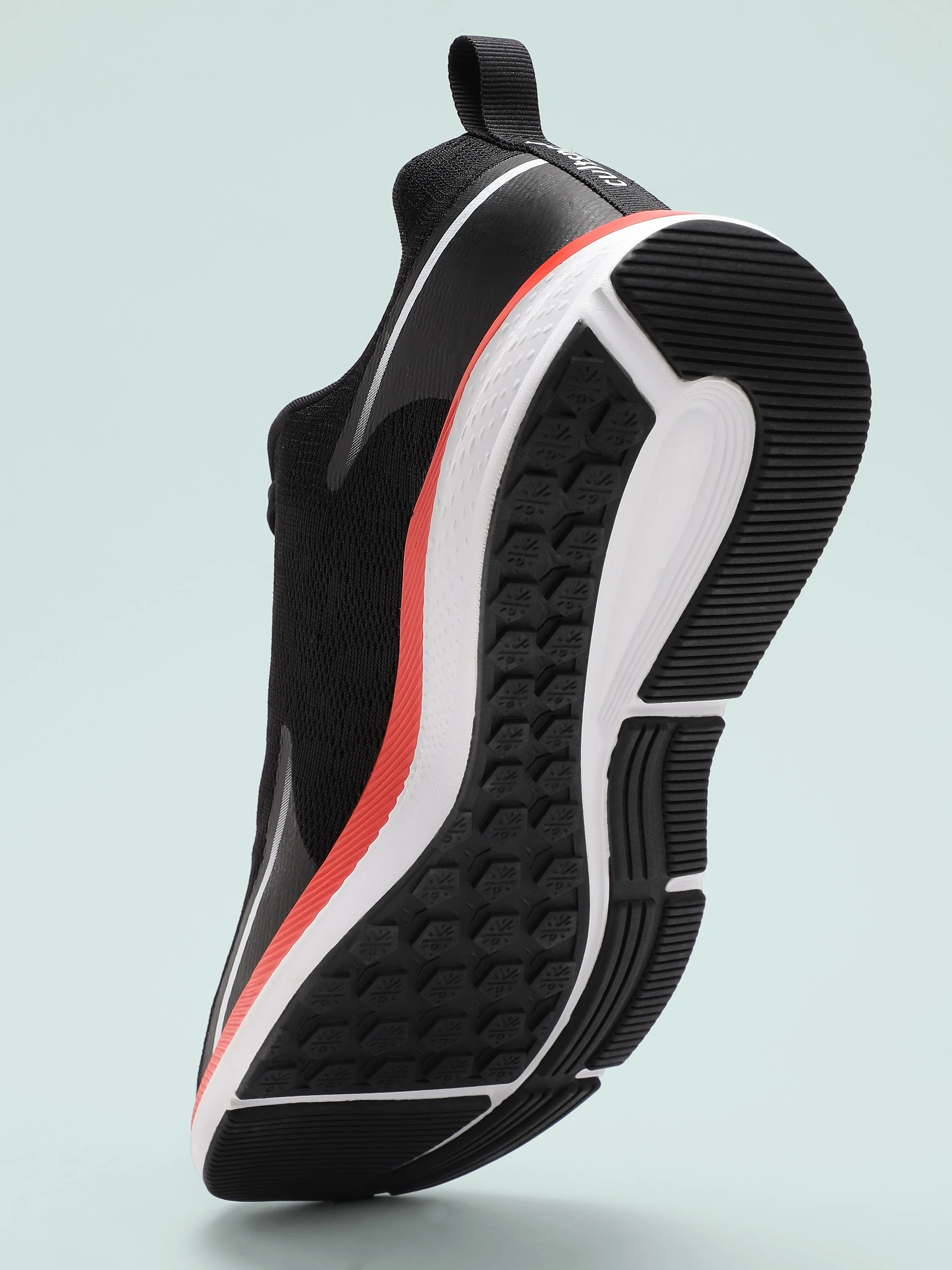 cult Windblazer Men Running Shoes - Black/Red - Image 6