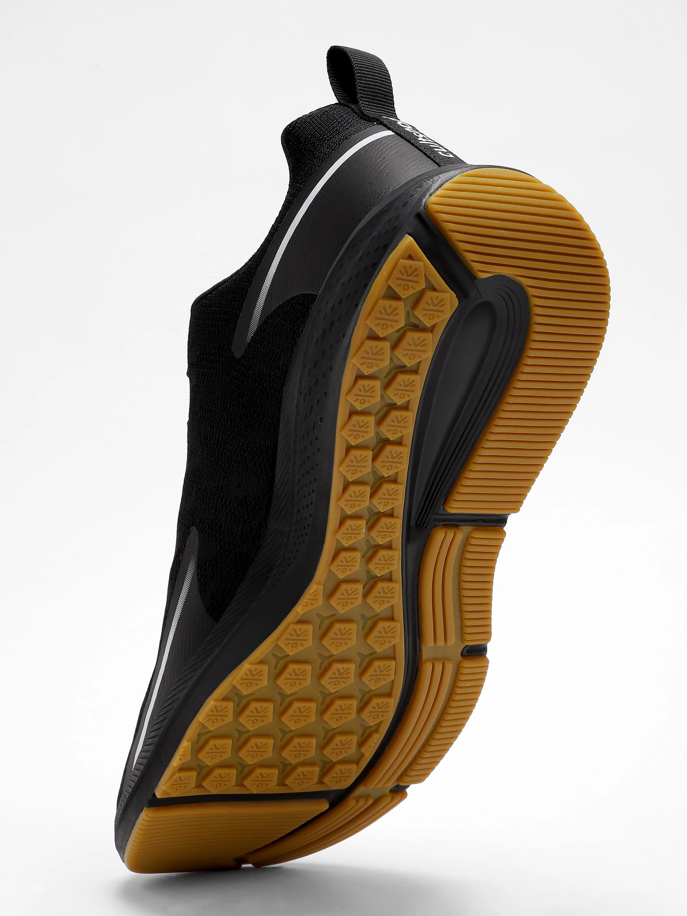 cult Windblazer Men Running Shoes - Black/Copper - Image 6