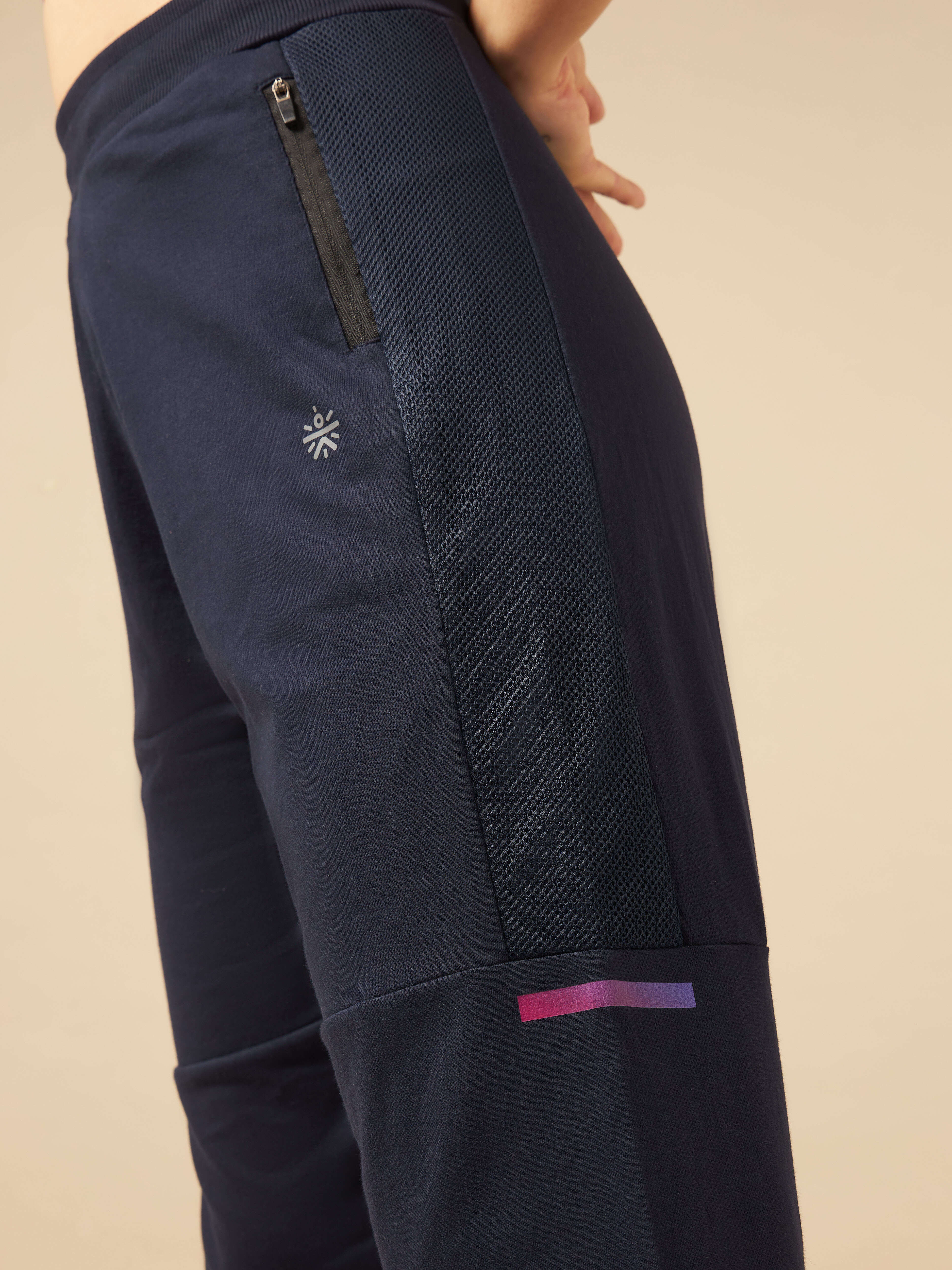 Women Navy Ultimate Train Joggers - Image 7