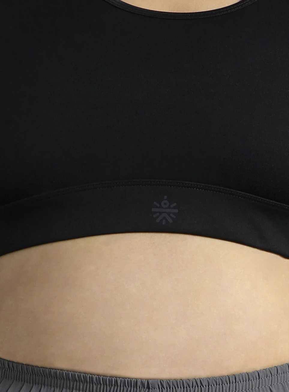 Women's Adjustable Strap Training High Support Plus Size Sports Bra - Image 8