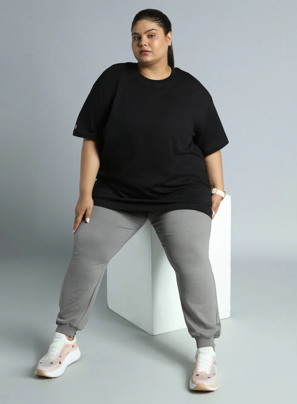 Women's Black Cotton Plus Size Everyday Oversized Fit T-shirt - Image 3