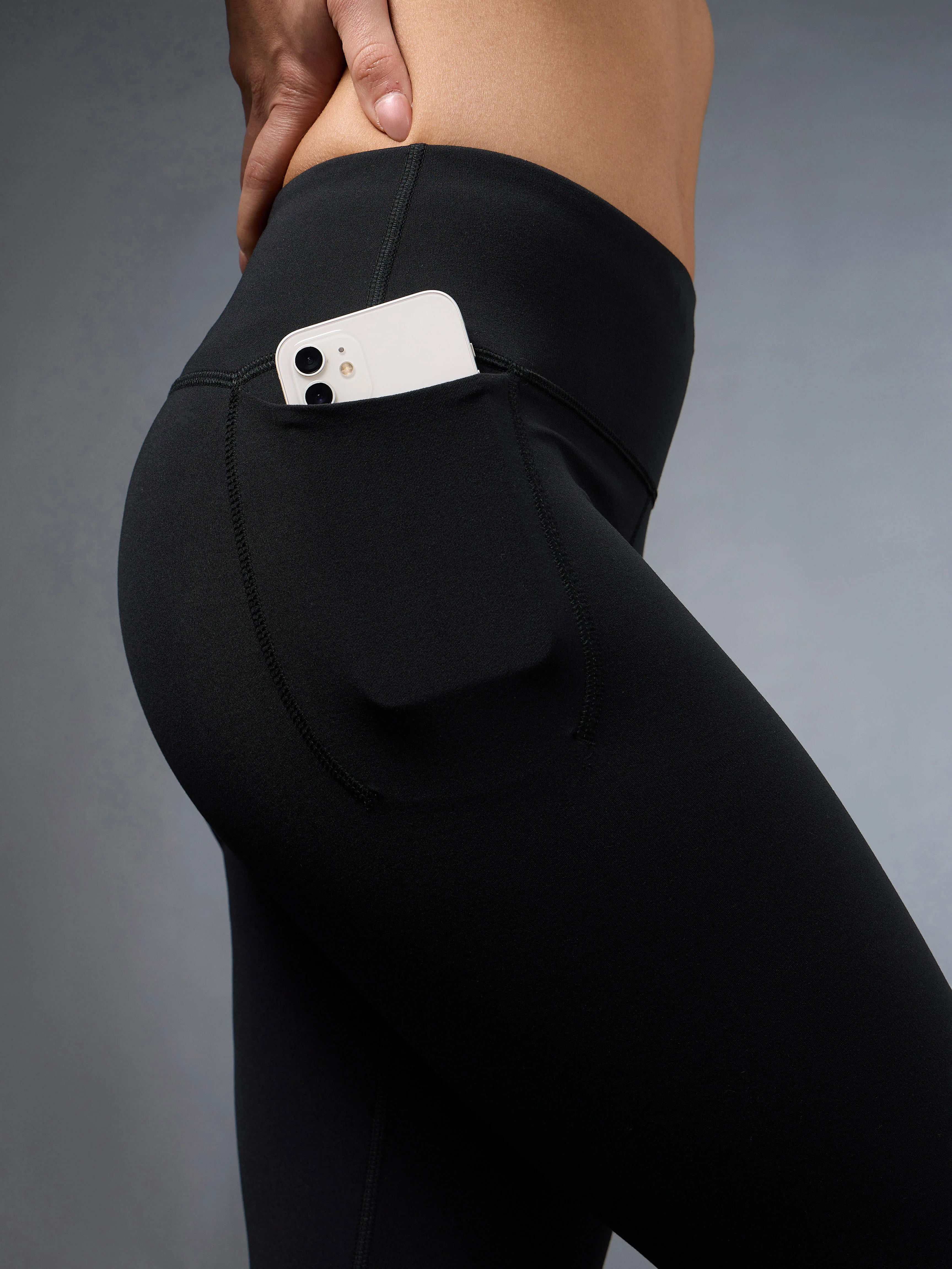 Women's Black Cropped Performance COMFlex Tights - Image 7