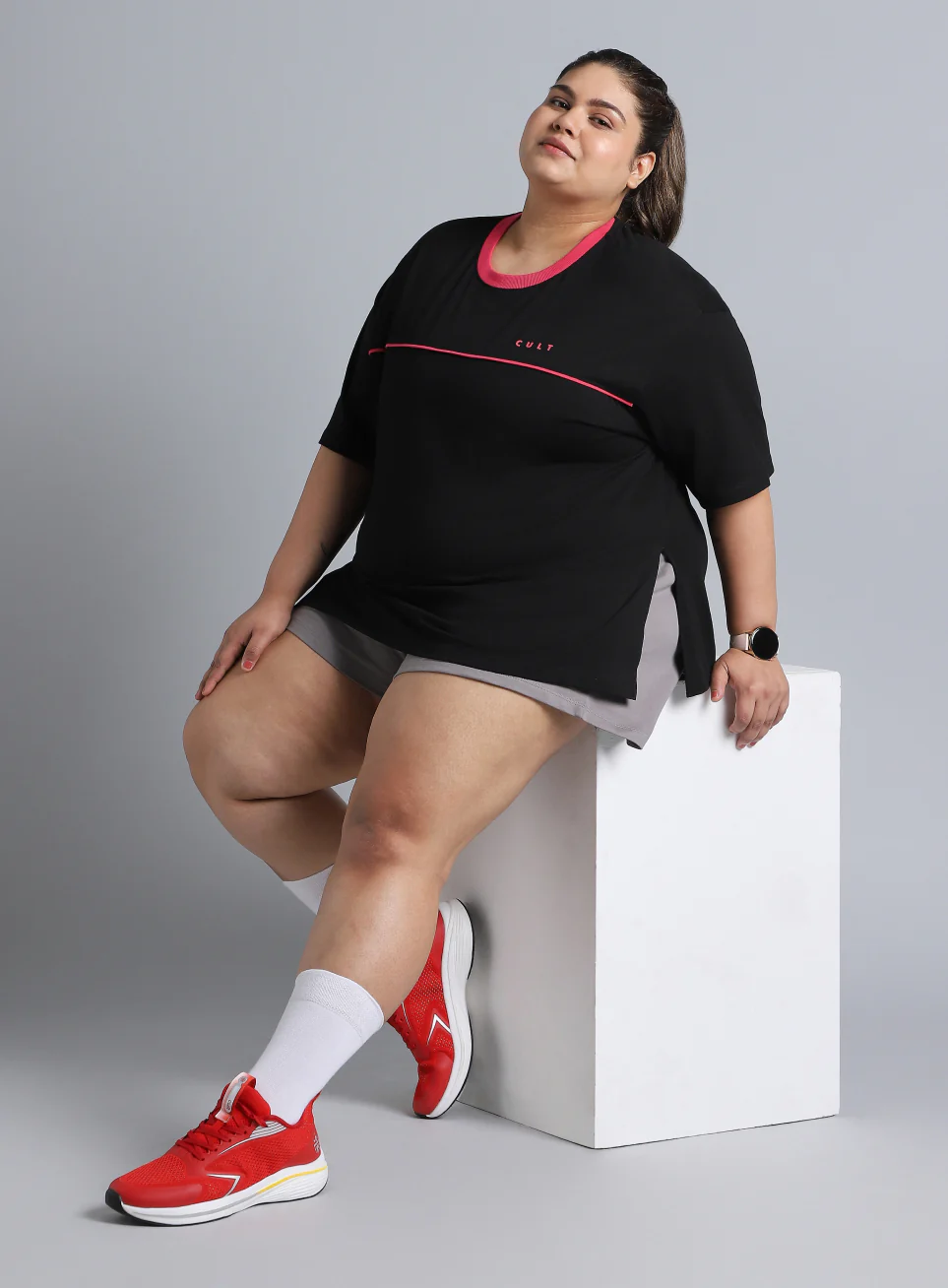 Women's Black Cult Classic Oversized Fit Plus Size T-shirt - Image 2