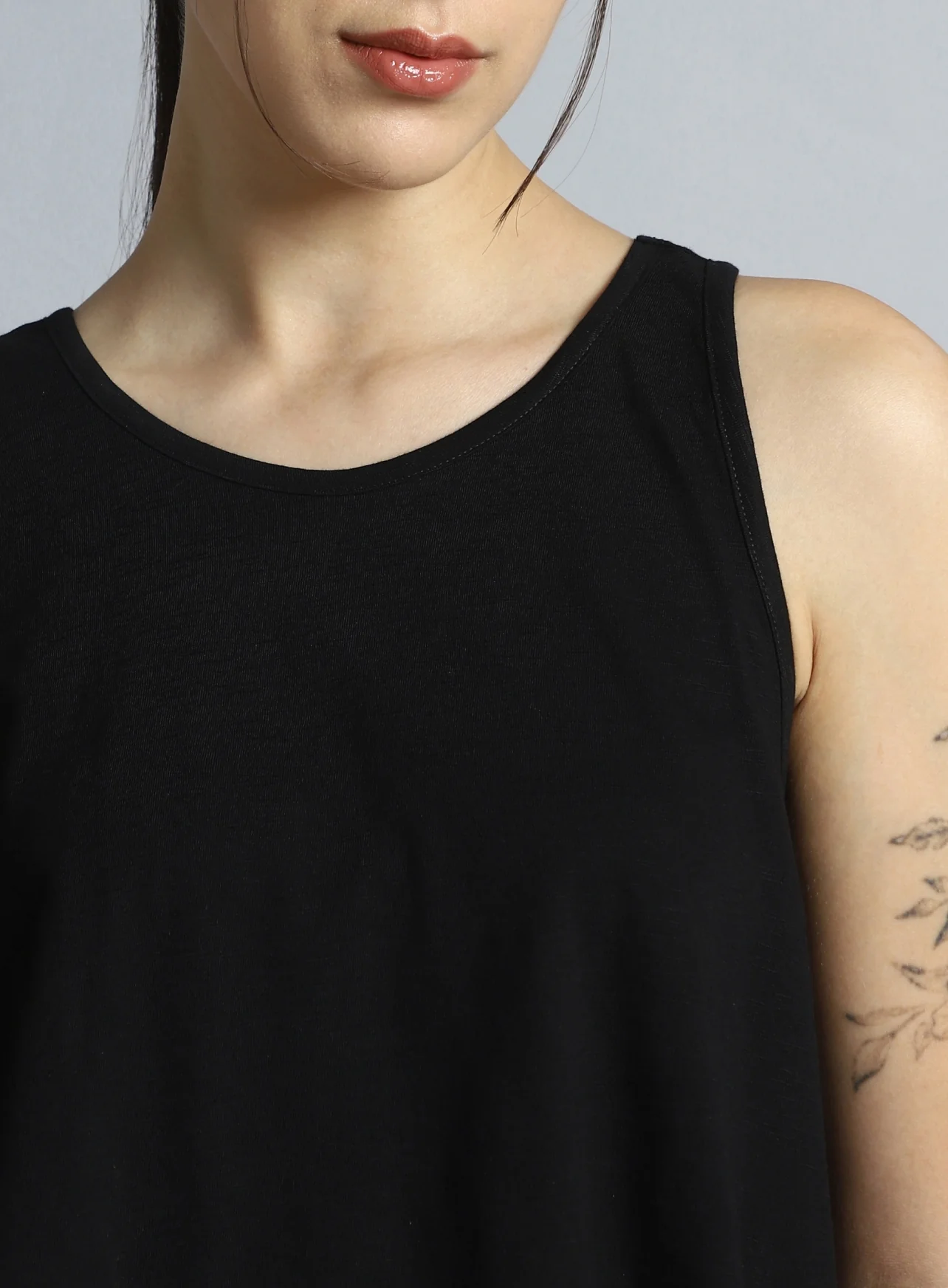 Women's Black Dance Flow Tank - Image 7