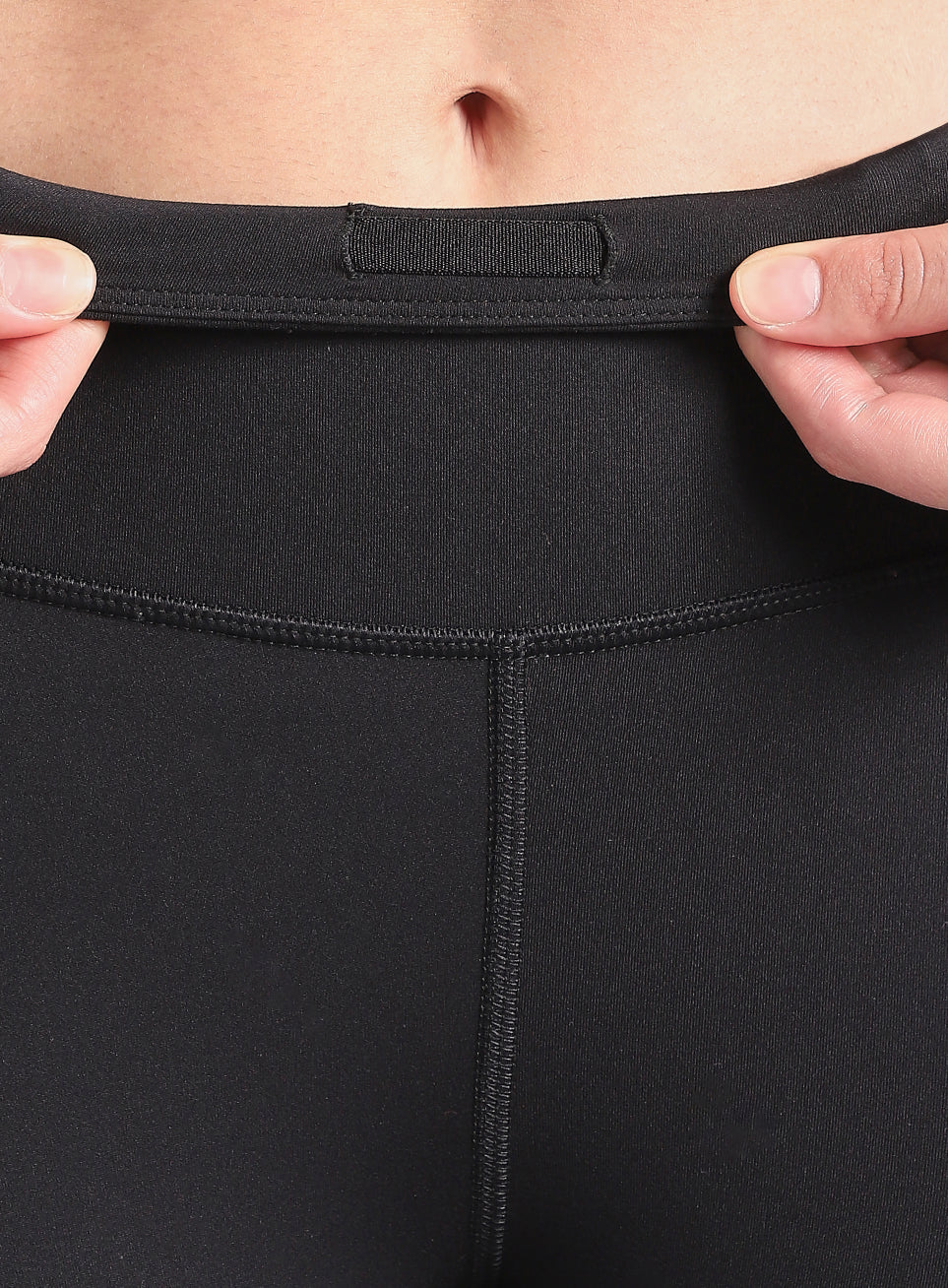Women's Black Everyday Run Cropped Length COMFlex Tights - Image 10