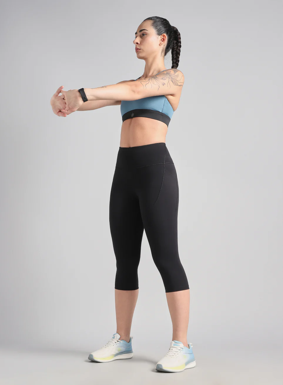 Women's Black Everyday Run Cropped Length COMFlex Tights - Image 2