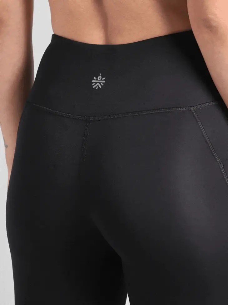 Women's Black Everyday Run Cropped Length COMFlex Tights - Image 8