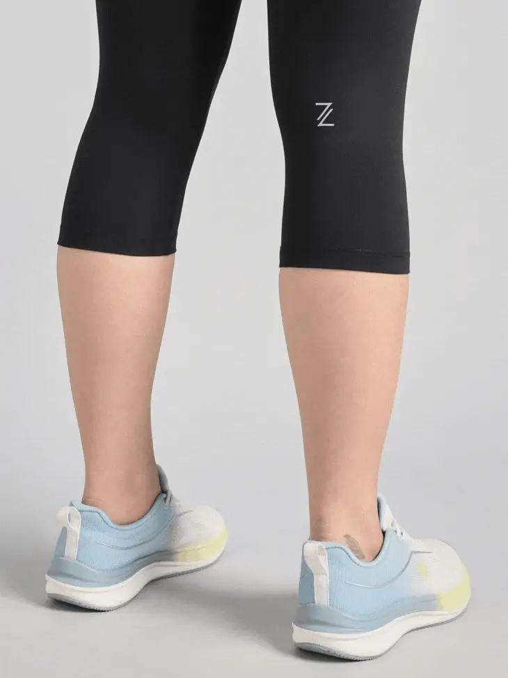 Women's Black Everyday Run Cropped Length COMFlex Tights - Image 9