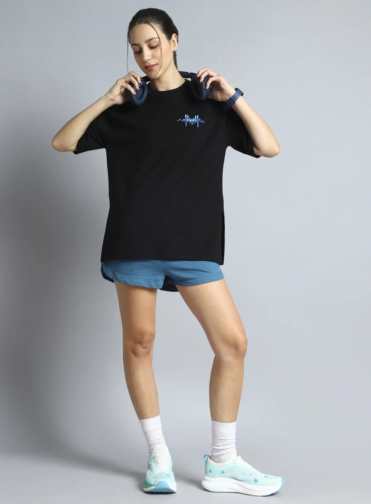 Women's Black Printed Oversized T-shirt - Image 3