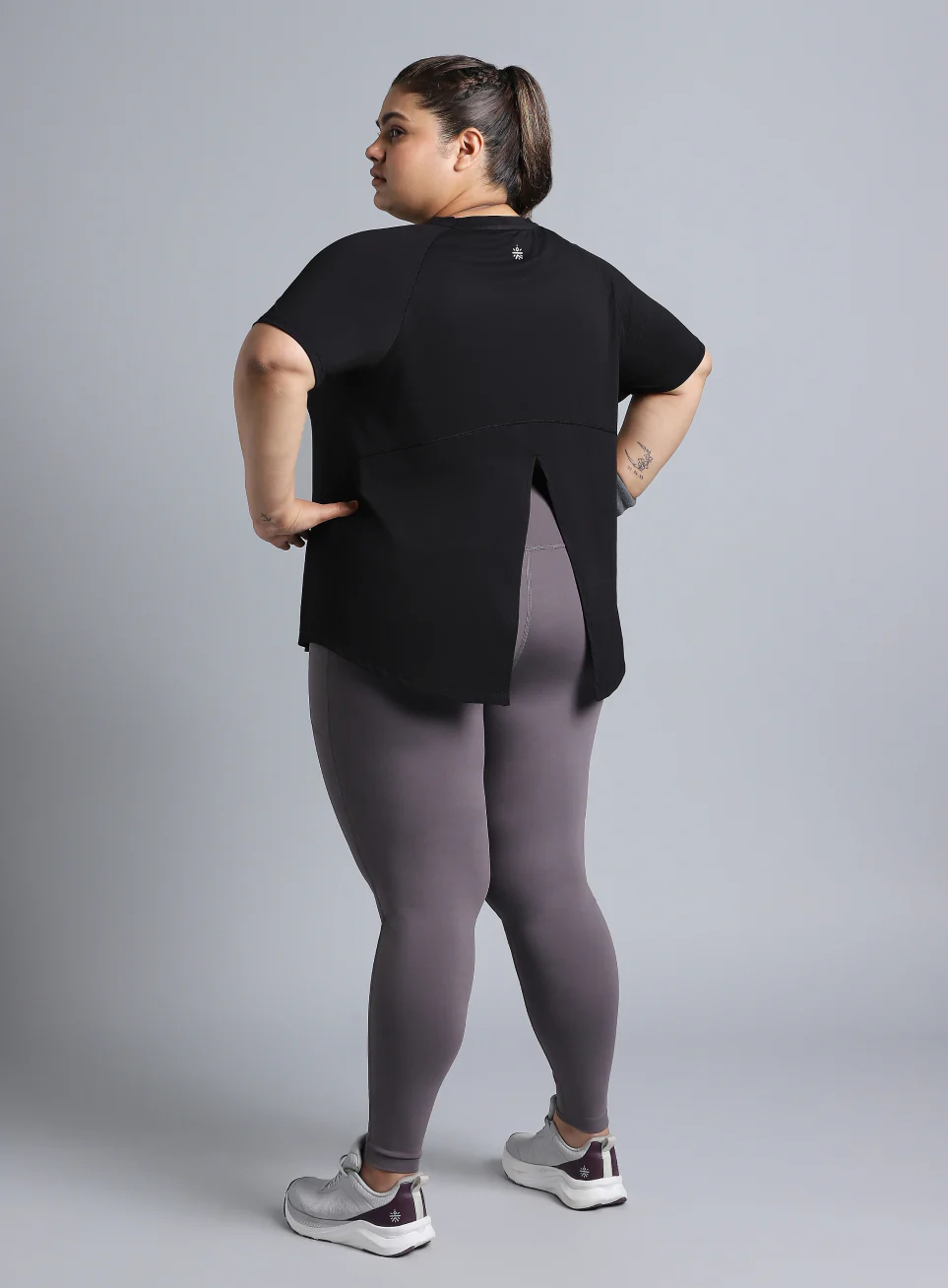 Women's Black Flow HIIT Plus Size Top - Image 3