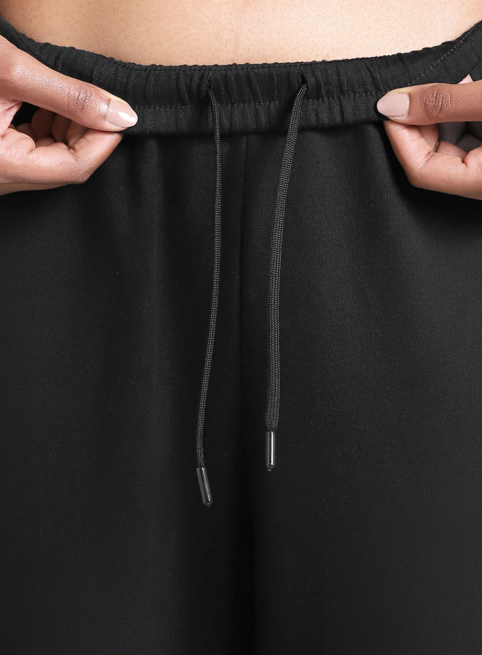 Women's Black Move Easy Trackpants - Image 9