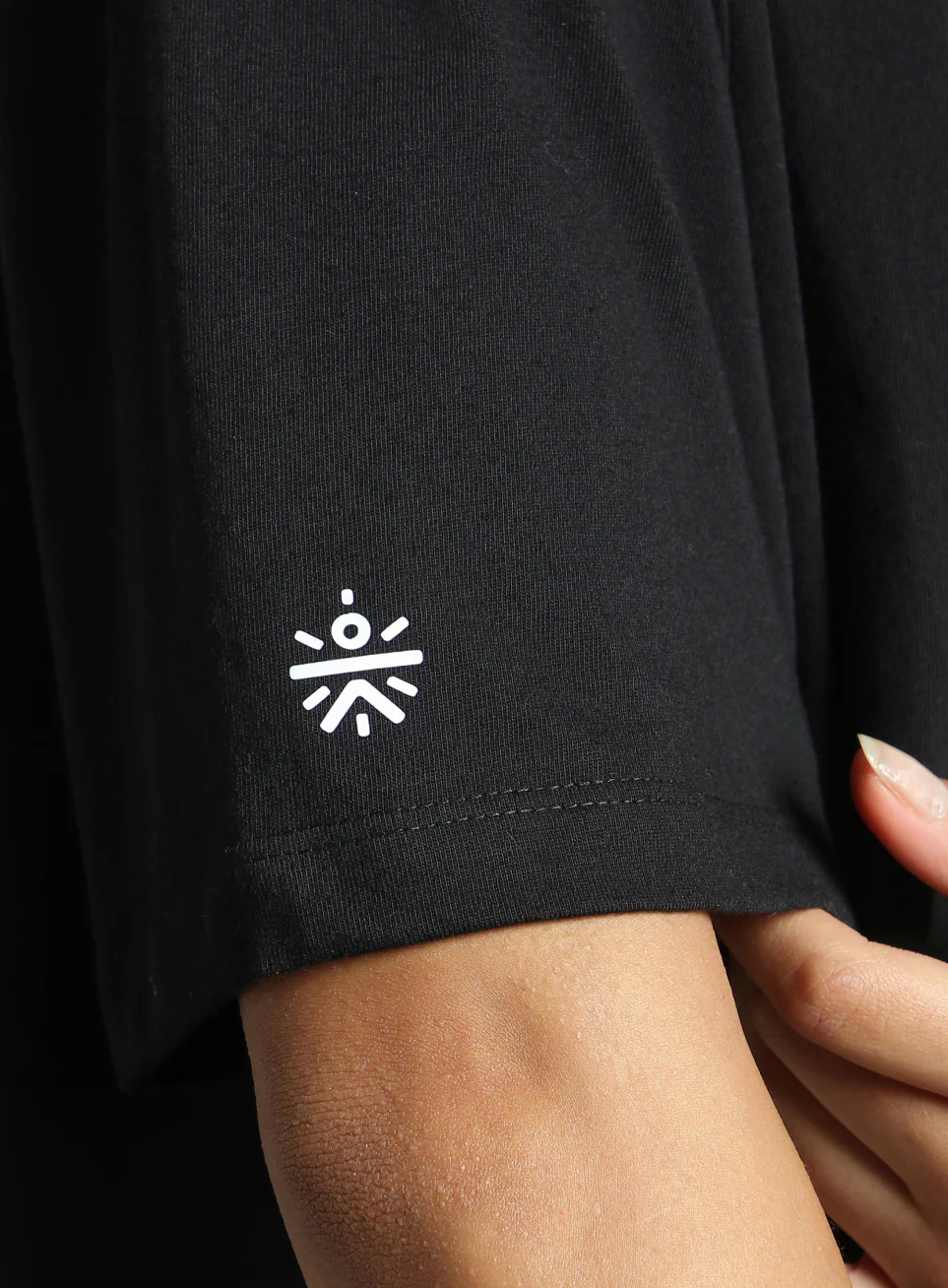 Women's Black Oversized Back Print Graphic T-shirt - Image 9