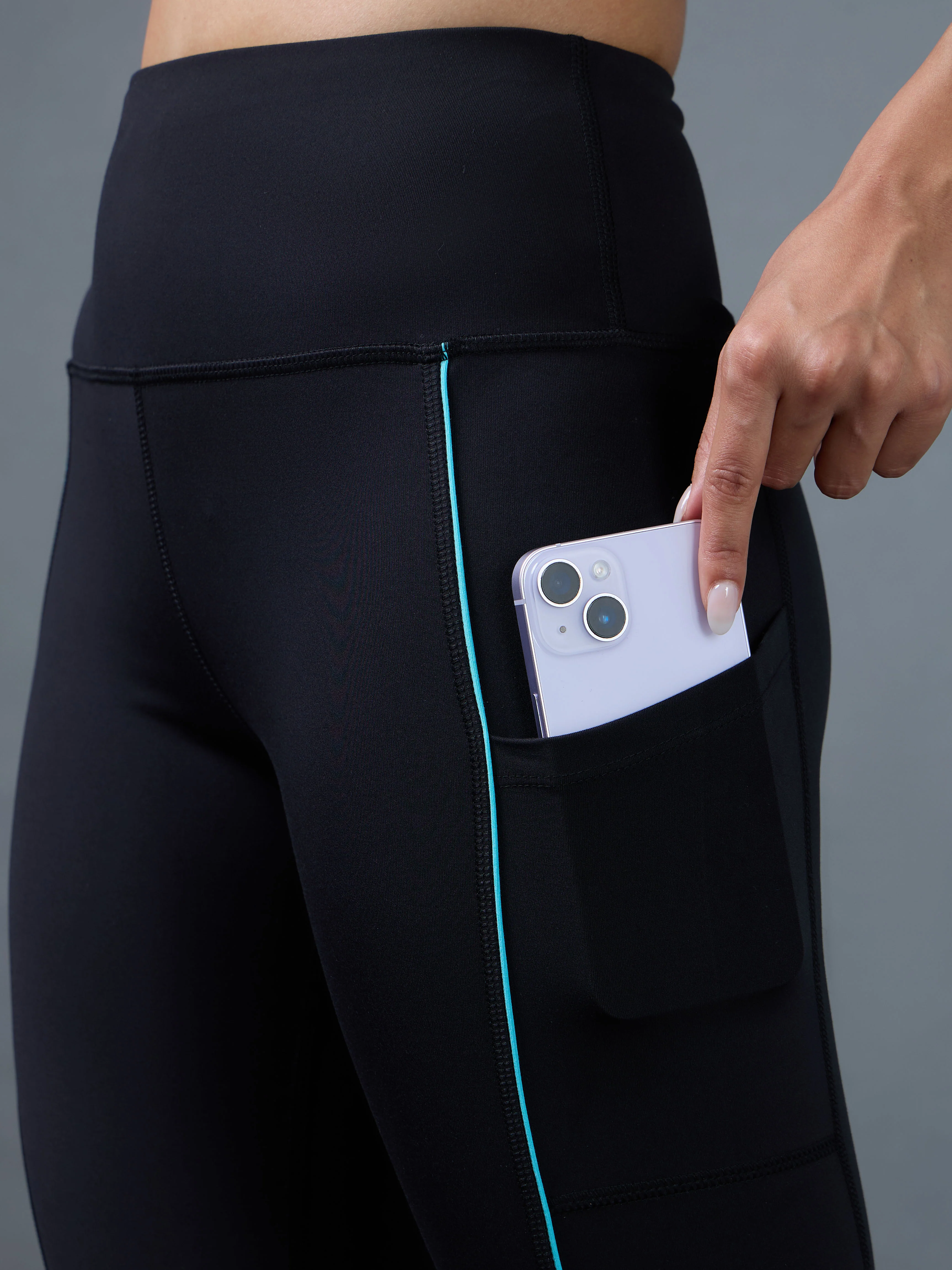 Women's Black Pace Up Running Tights - Image 7