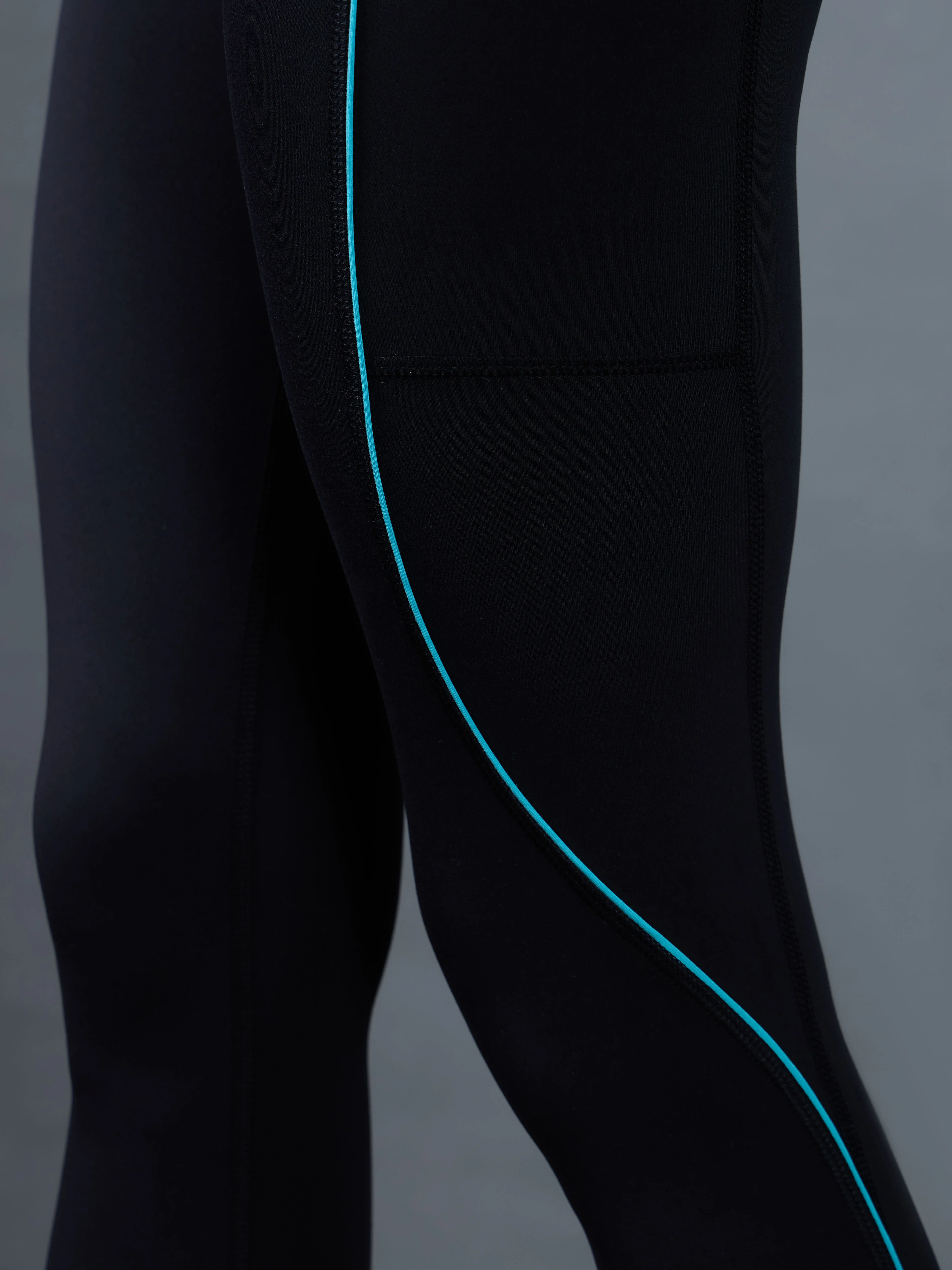 Women's Black Pace Up Running Tights - Image 8