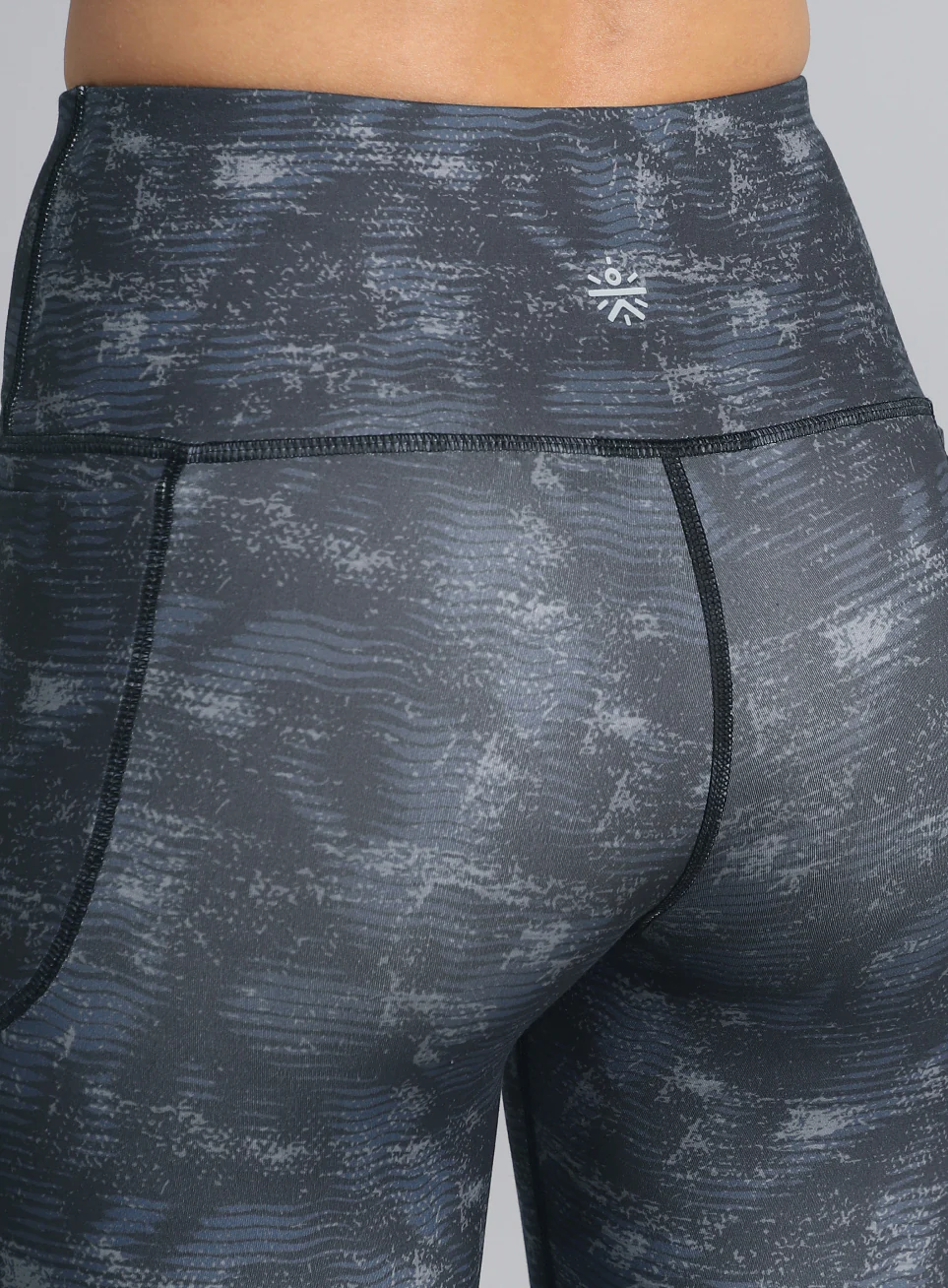 Women's Black Printed Train All Day COMFlex Tights - Image 8