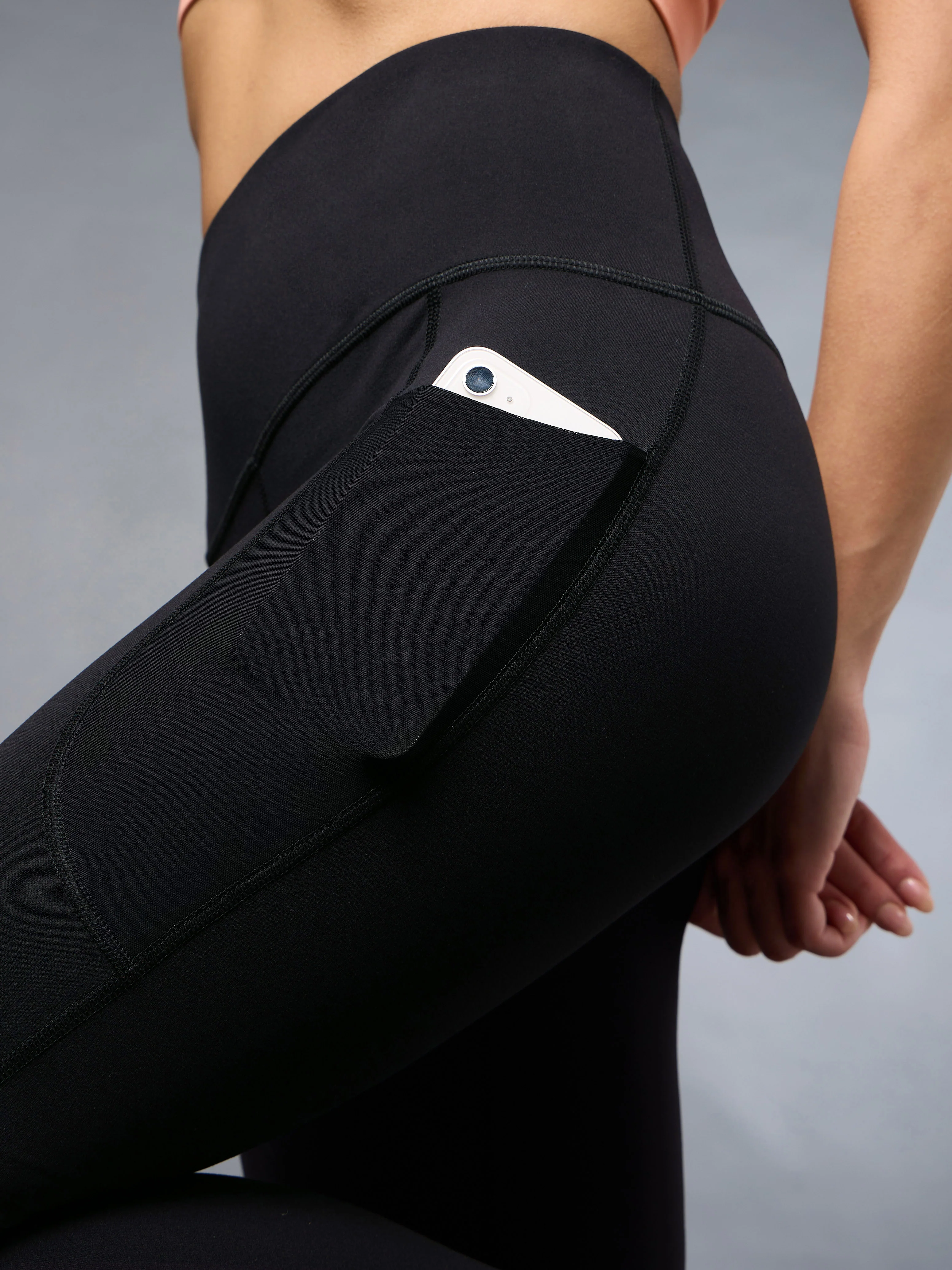 Women's Black Run Elevate COMFLex Tights - Image 7