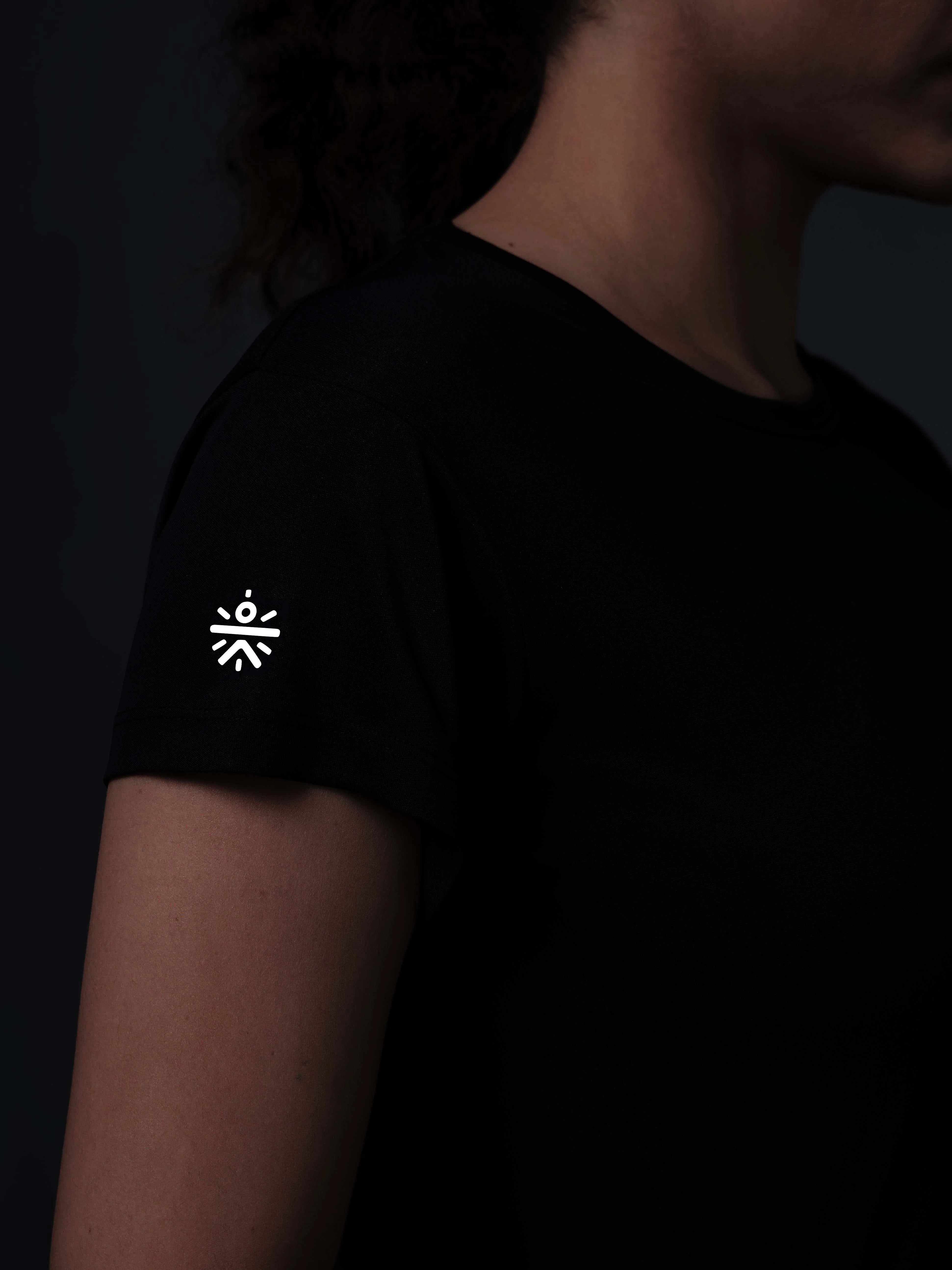 Women's Black Run Elevate Cropped T-shirt - Image 10