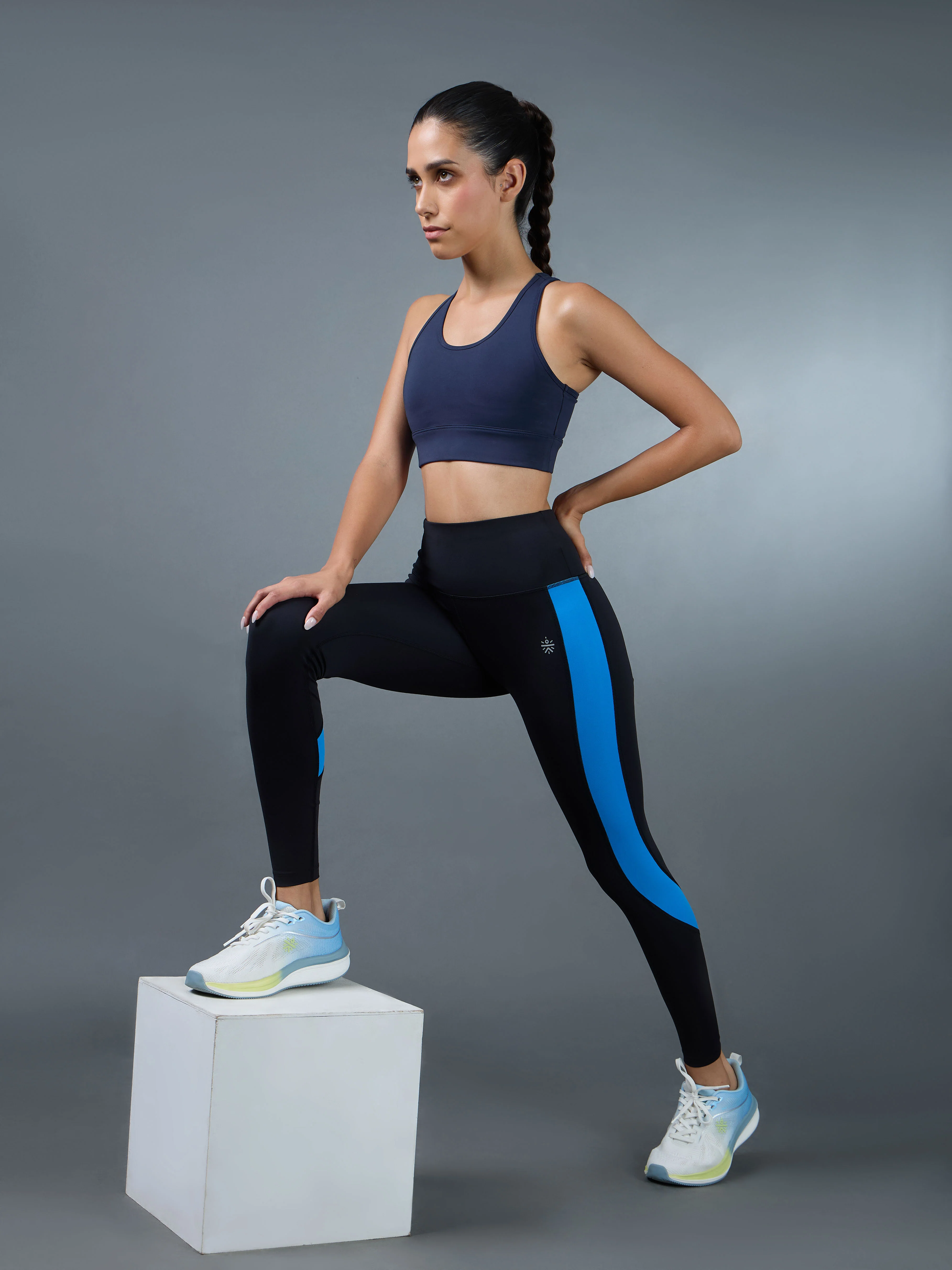 Women's Black Run Elevate Tights - Image 3