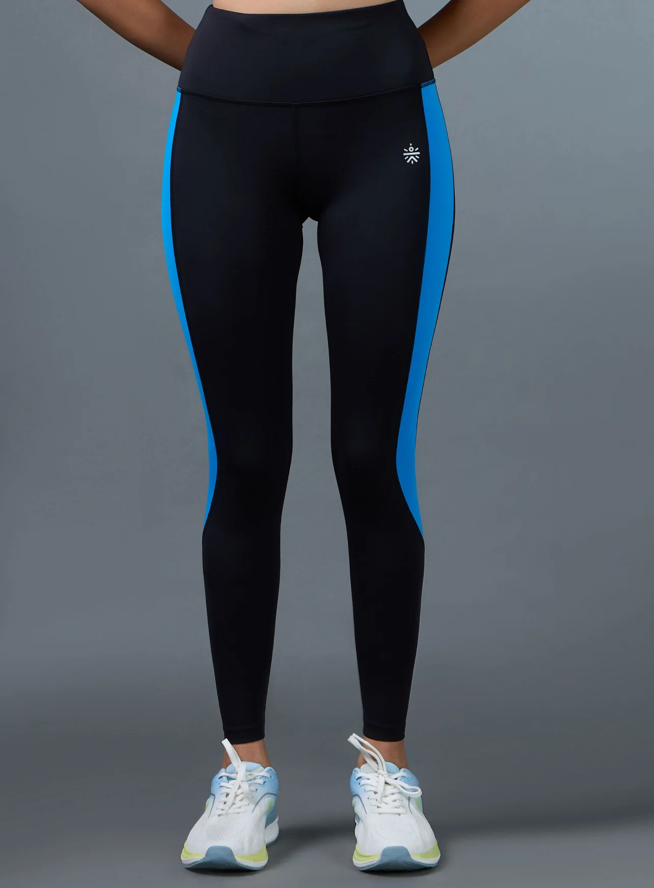 Women's Black Run Elevate Tights - Image 4