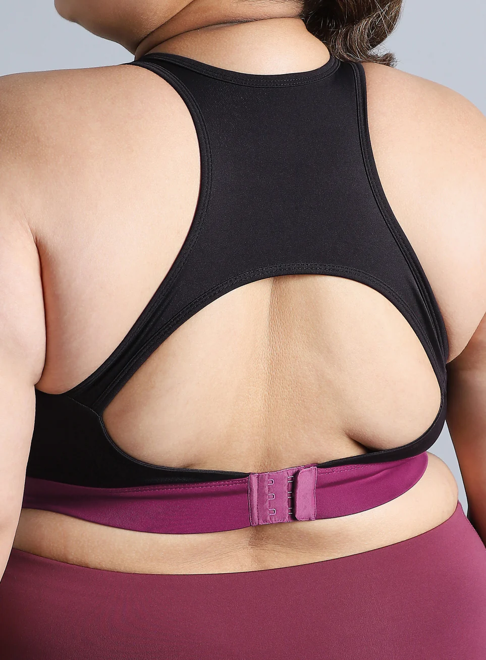 Women's Black Run Forward High Support Plus Size Bra - Image 8
