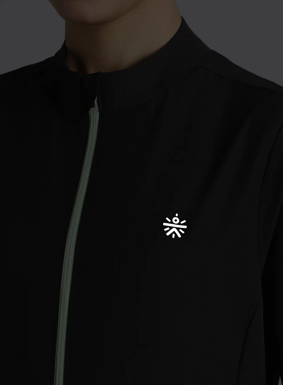 Women's Black Runner's Pro Lightweight Jacket - Image 10