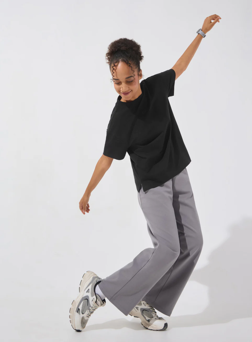 Women's Black Soft Form Easy Fit Everyday T-shirt - Image 3