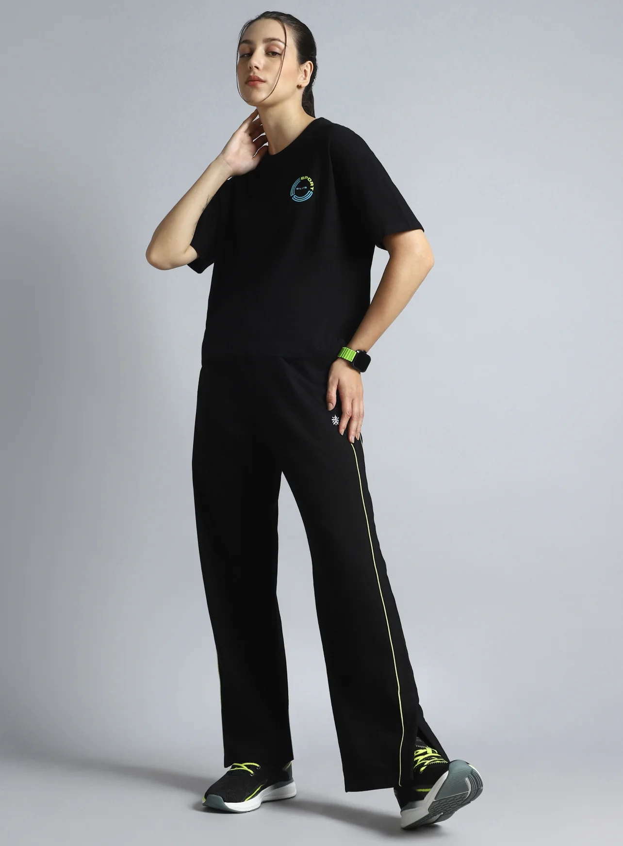 Women's Black Sports Club Relaxed fit T-shirt - Image 3