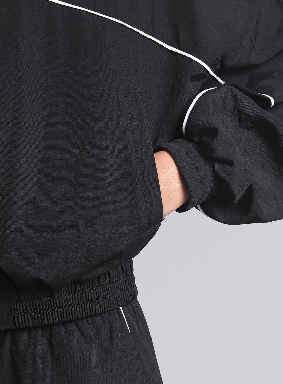 Women's Black Sporty Outrun Track Suit - Image 9