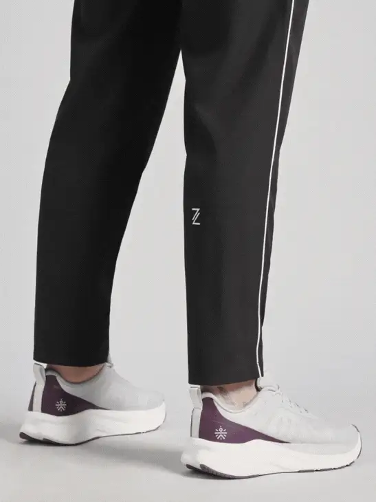 Women's Black Sprint Trackpant - Image 10