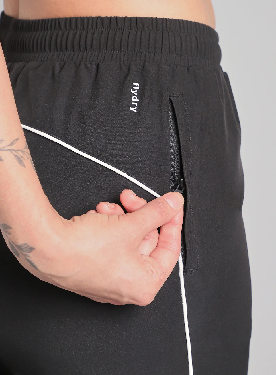 Women's Black Sprint Trackpant - Image 7