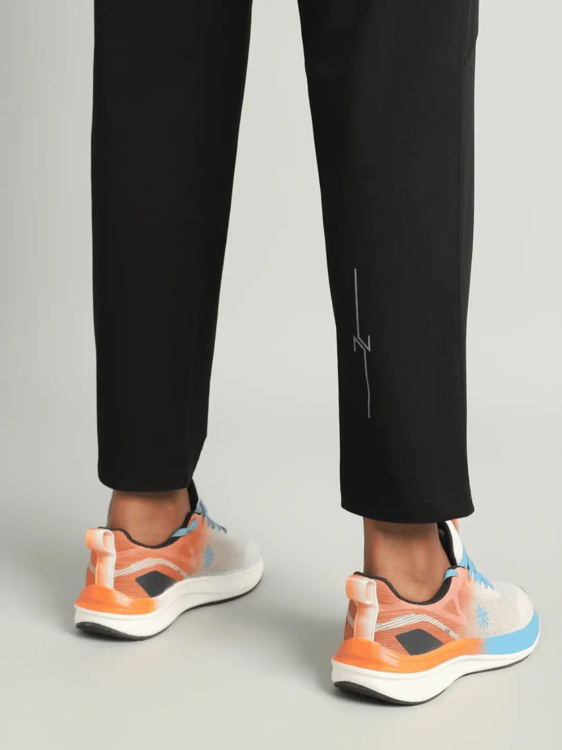 Women's Black Trail Run Day Trackpants - Image 10