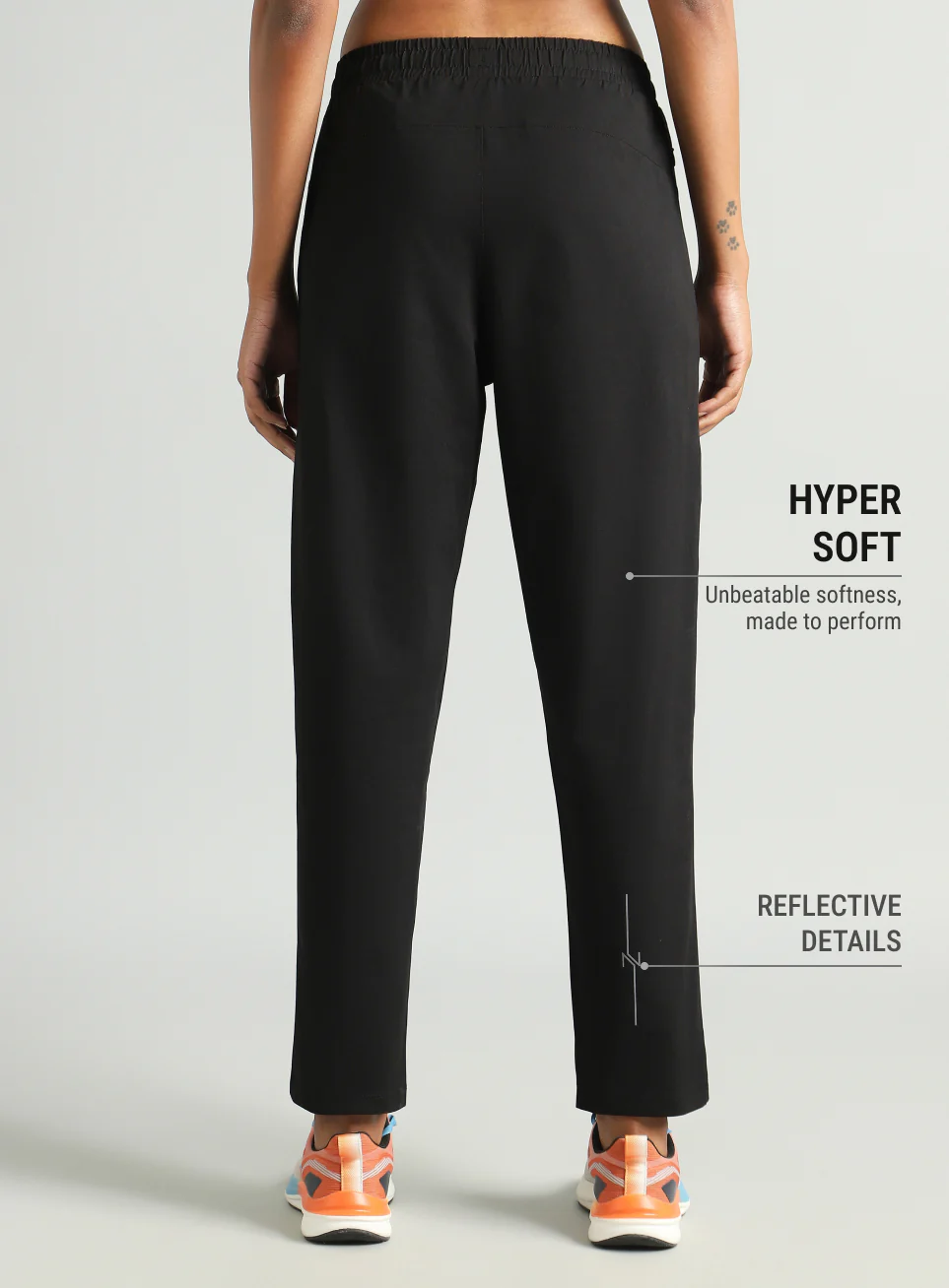Women's Black Trail Run Day Trackpants - Image 6