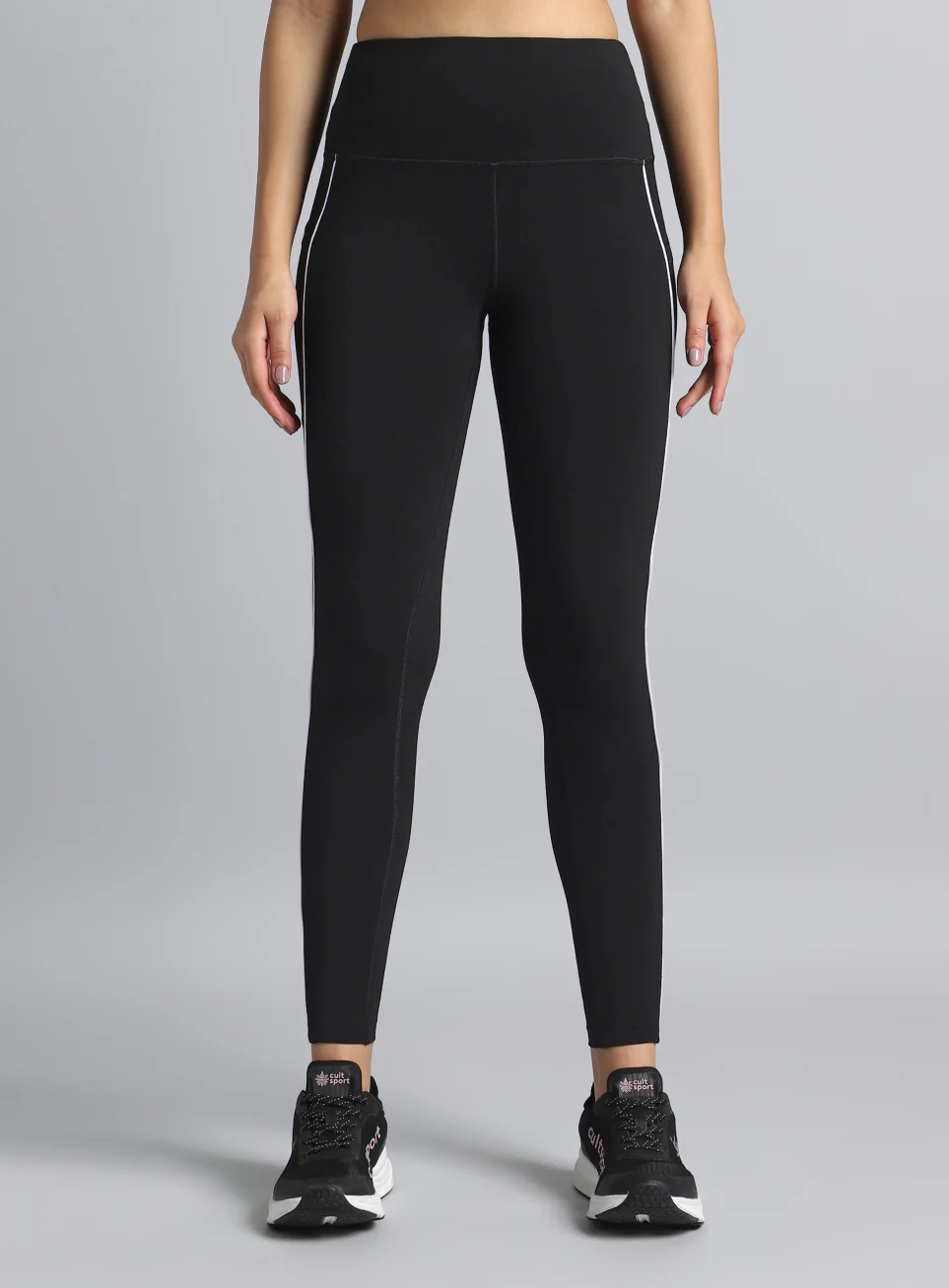 Women's Black Train and Flow Cotton Tights - Image 4