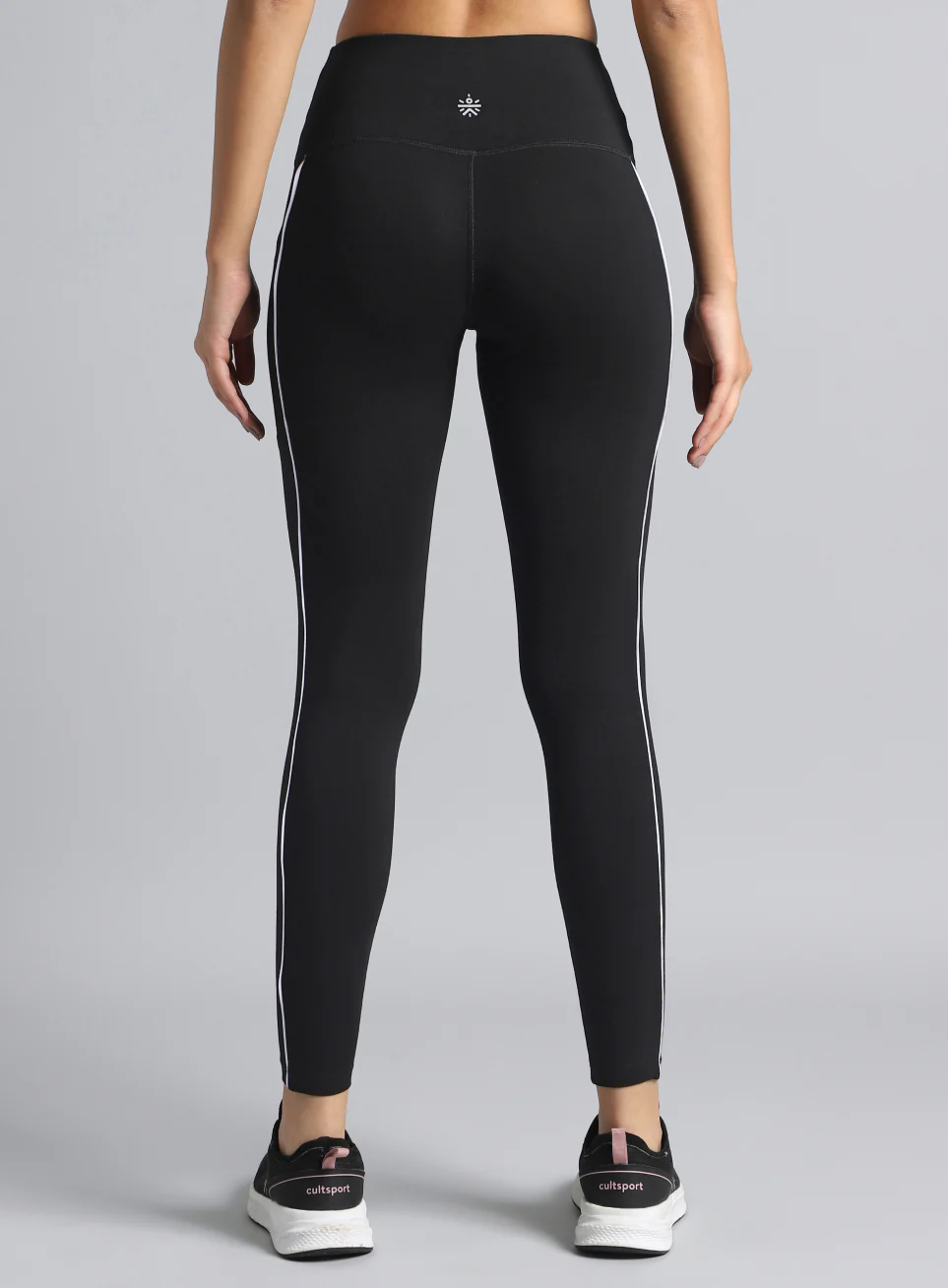 Women's Black Train and Flow Cotton Tights - Image 6