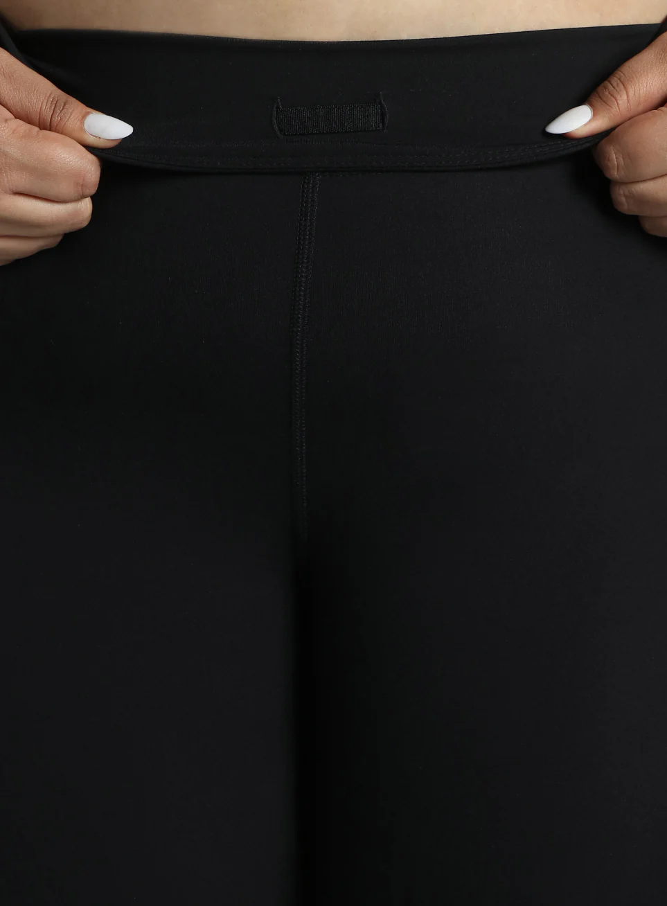 Women's Black Training Essential Plus Size Tights - Image 9