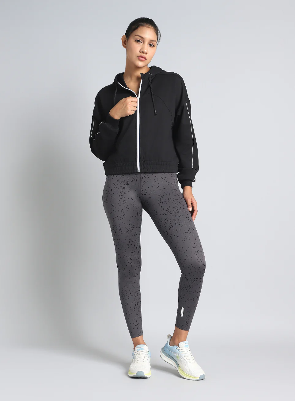 Women's Black Workout Essential Cropped Jacket - Image 2