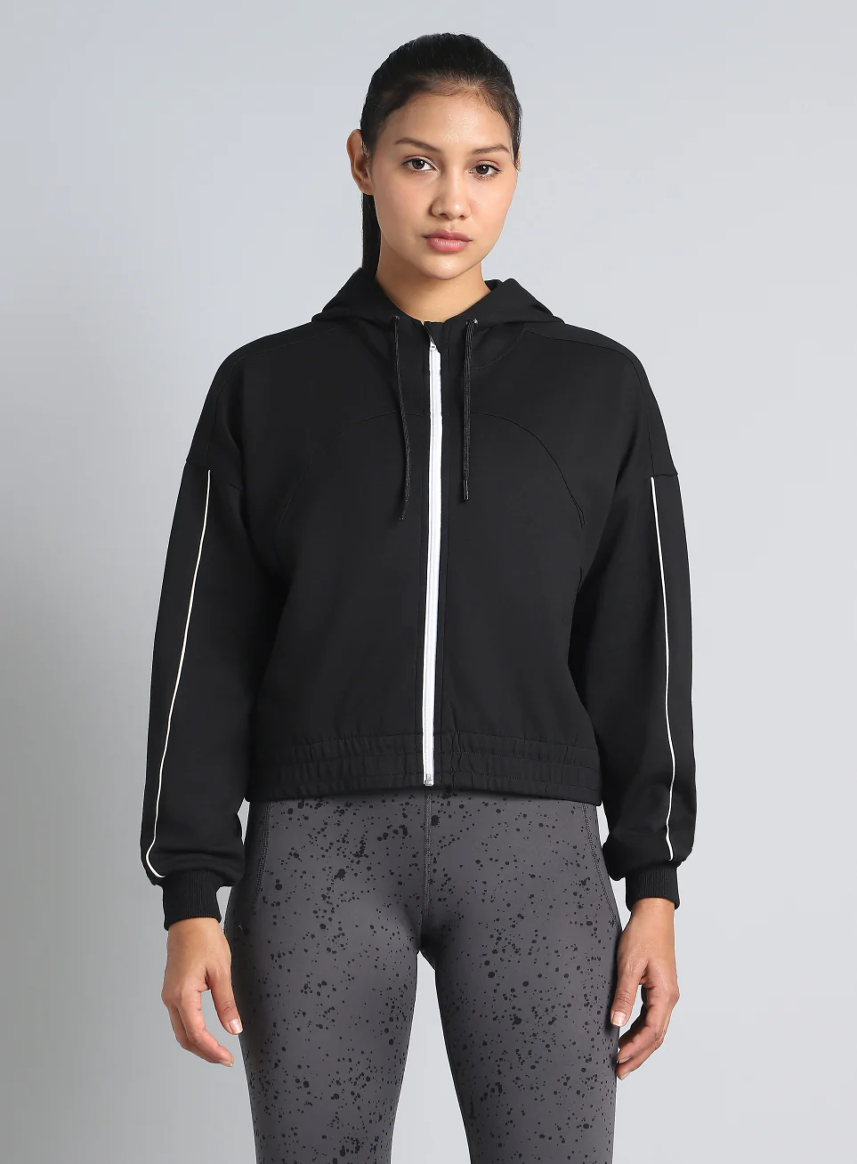 Women's Black Workout Essential Cropped Jacket - Image 4
